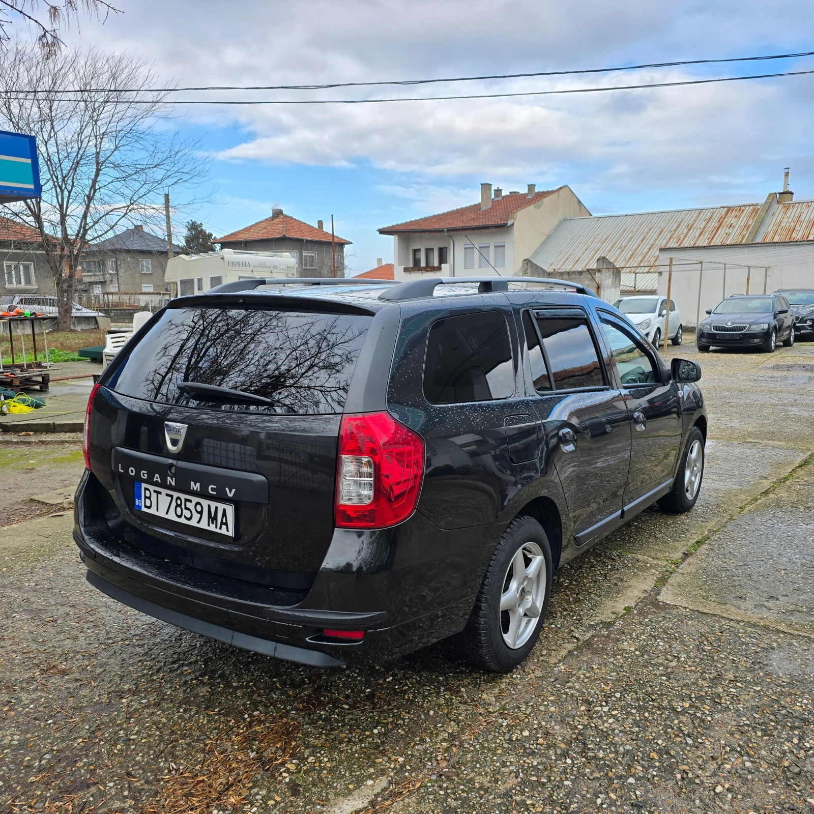 Dacia Logan 1.5 DCI NAVI KAMERA - изображение 9