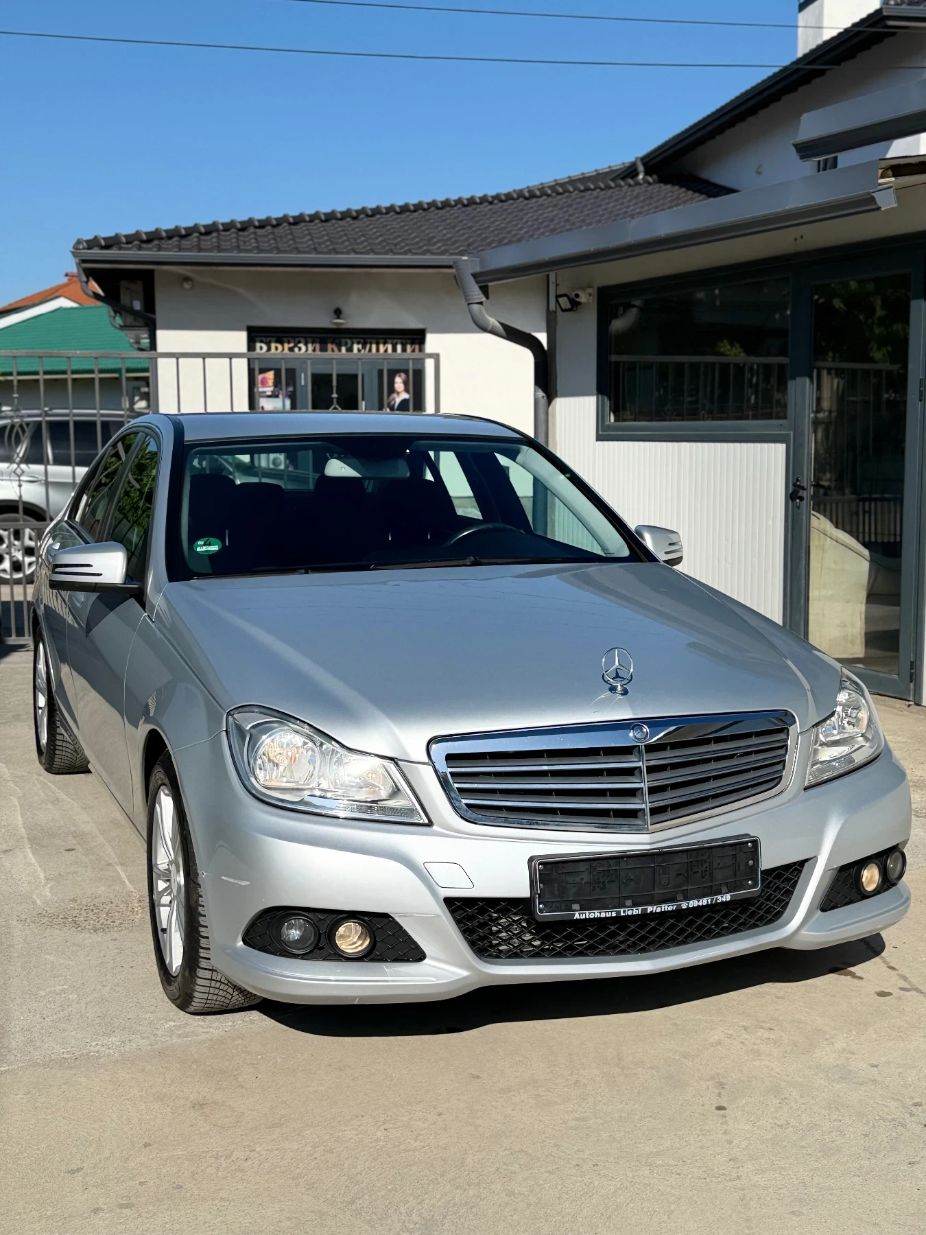 Mercedes-Benz C 180 BlueEfficiency Face Lift  - изображение 2