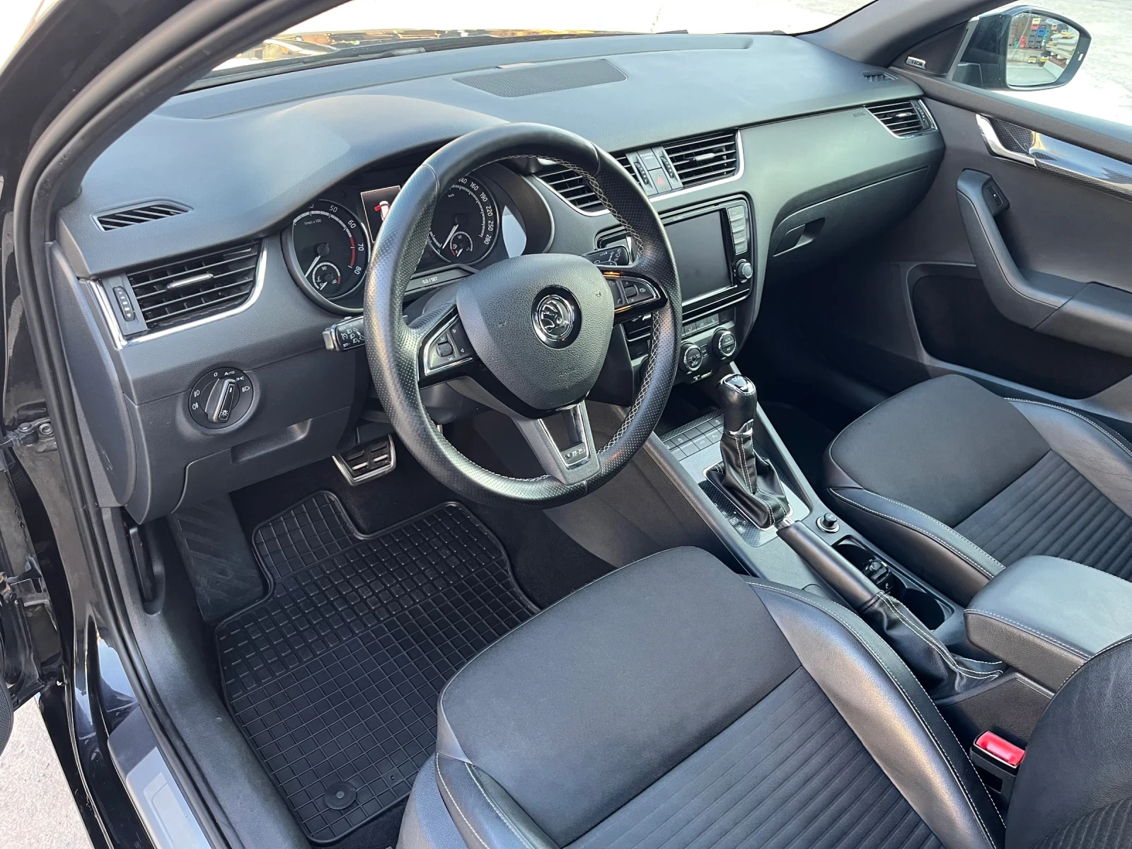 Skoda Octavia VRS  - изображение 9