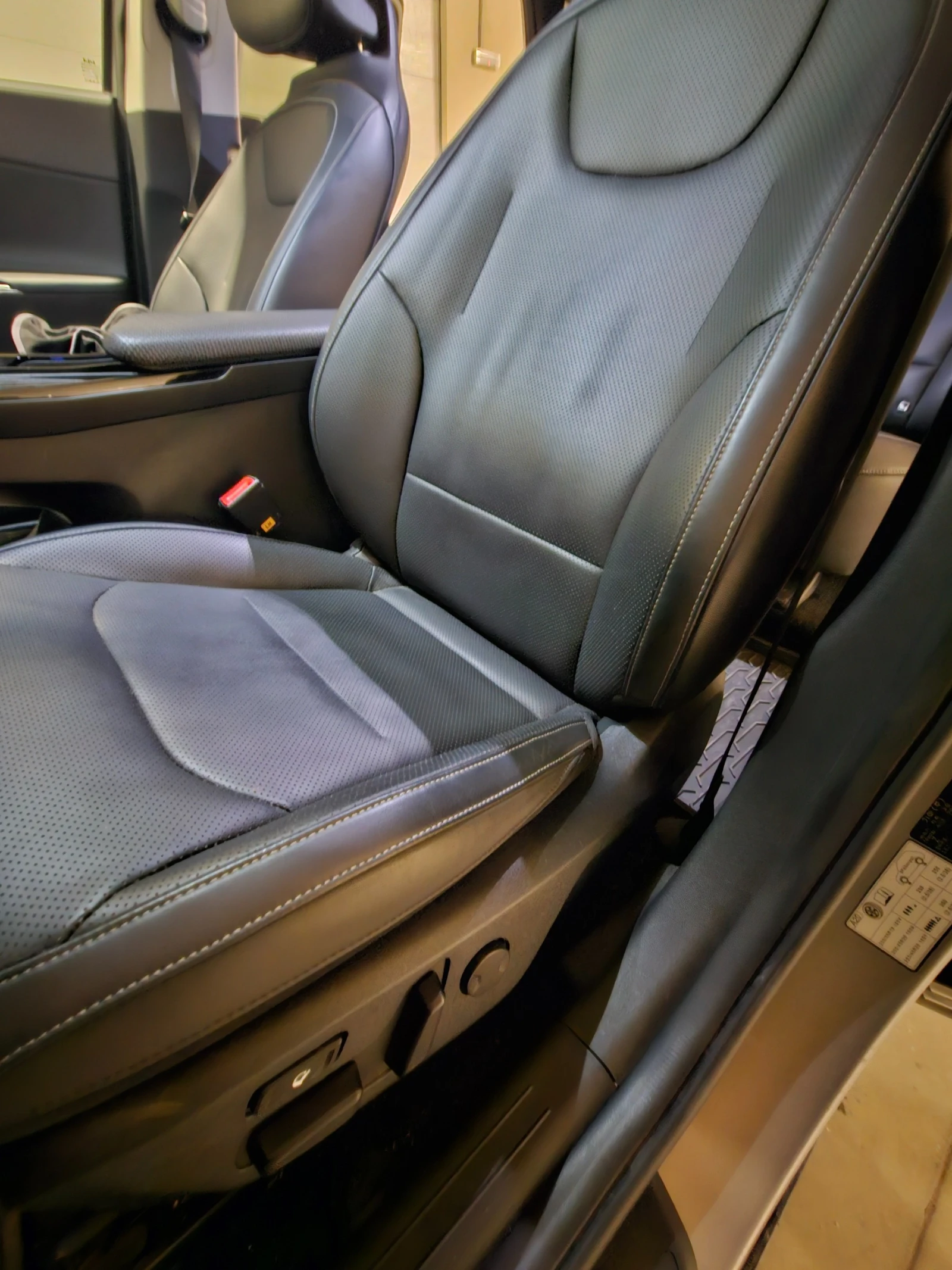 Kia EV6 77KW 4x4 Long range | Mobile.bg   15