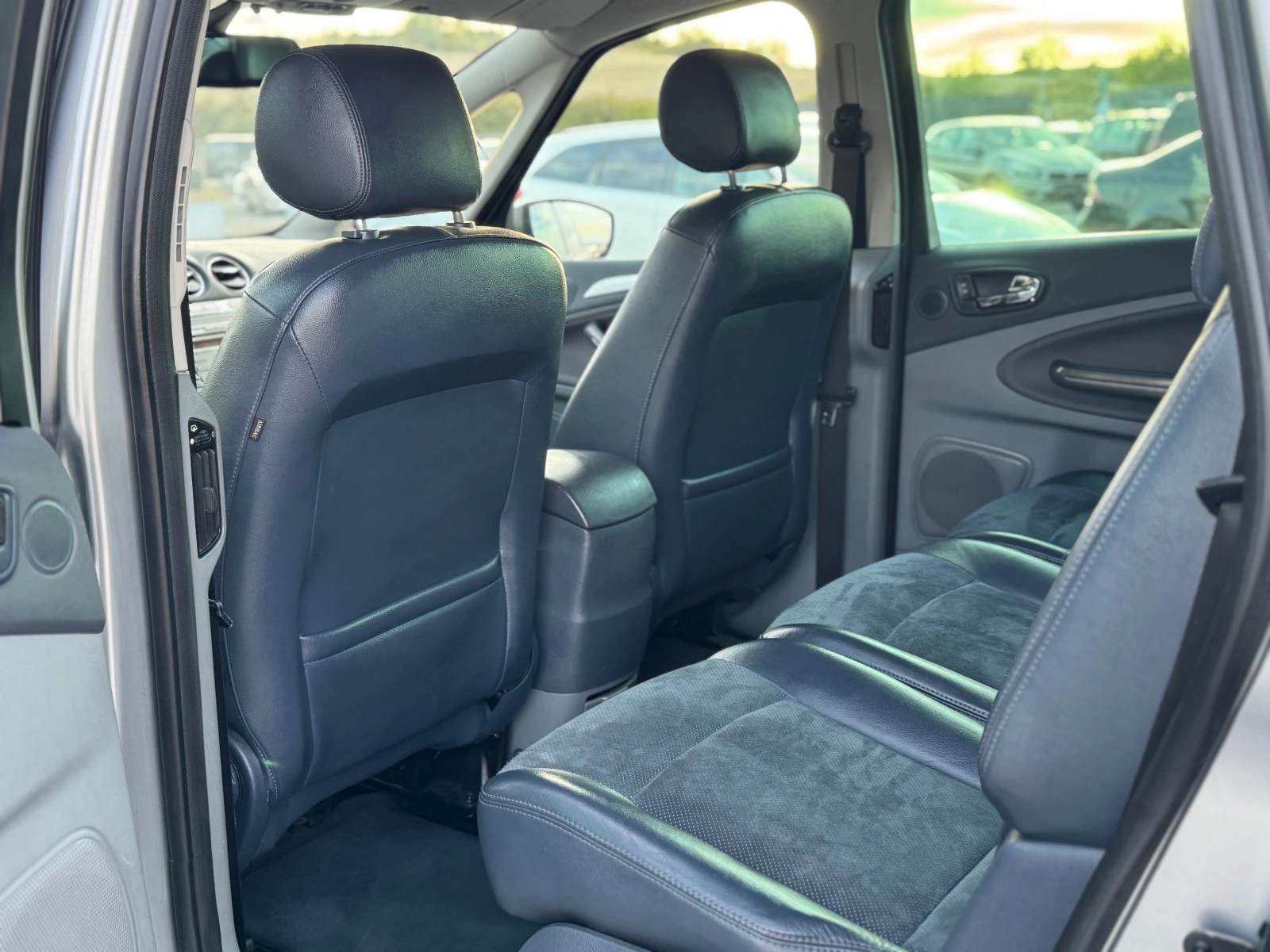 Ford S-Max * * ИТАЛИЯ* TITANIUM* 2.0-140*  - изображение 9