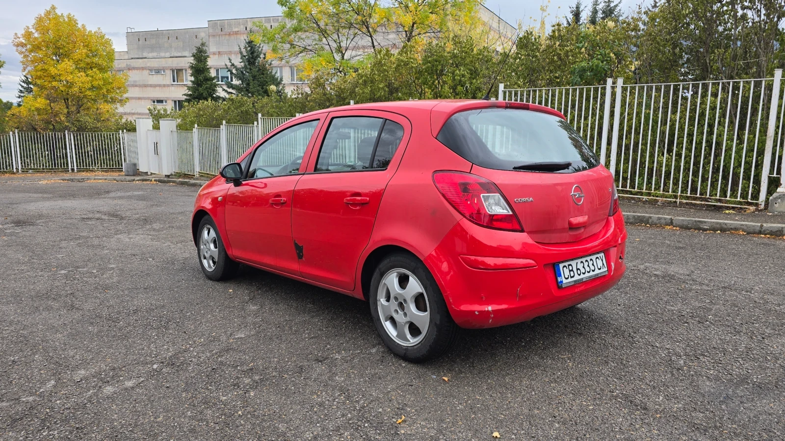 Opel Corsa 1200 - изображение 5