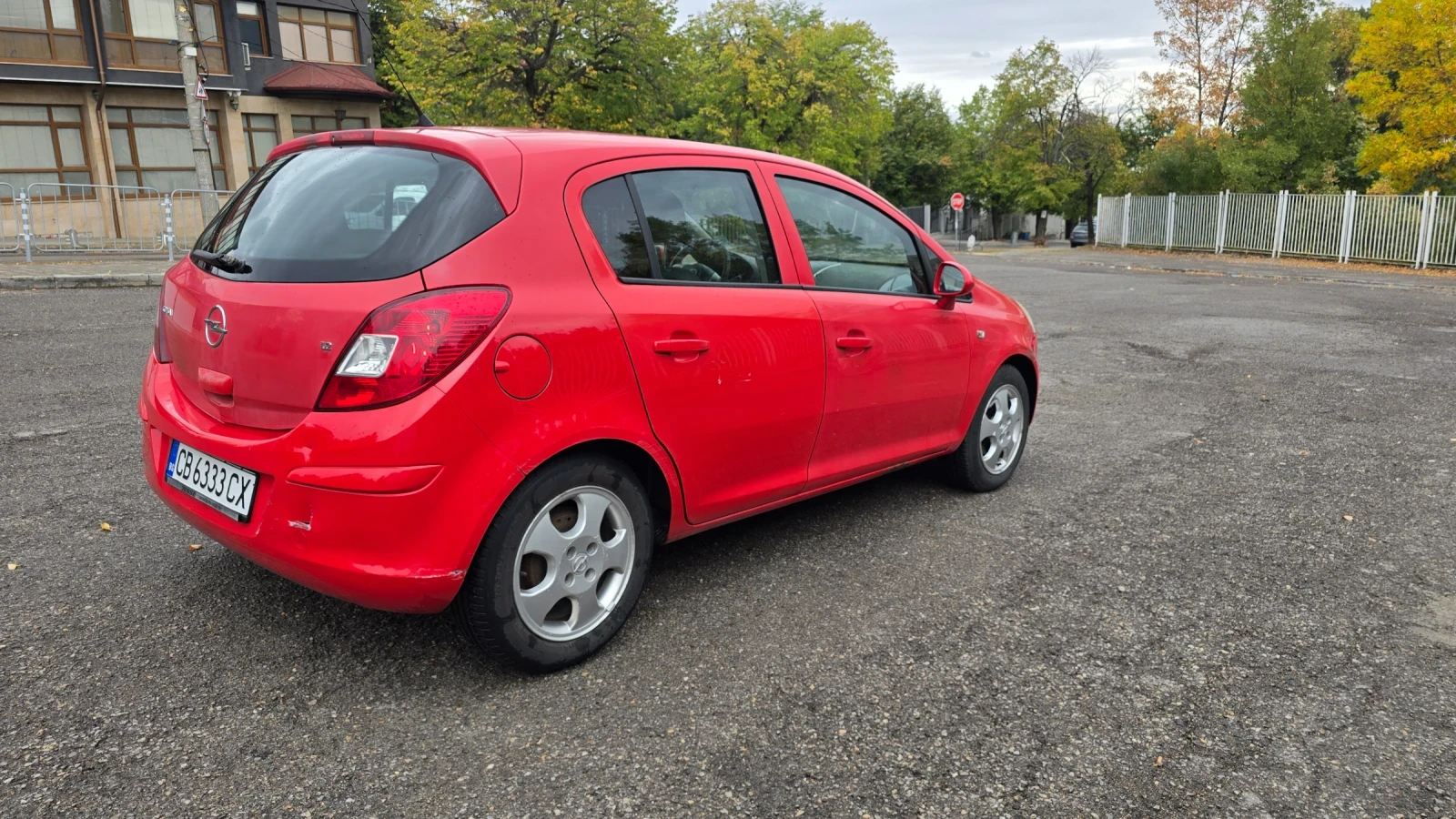 Opel Corsa 1200 - изображение 4