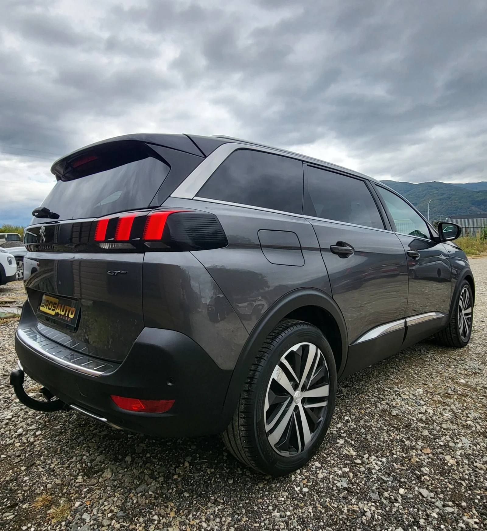 Peugeot 5008 GT/2.0 HDI/LED/EURO6/EAT8/180H.P. - изображение 6