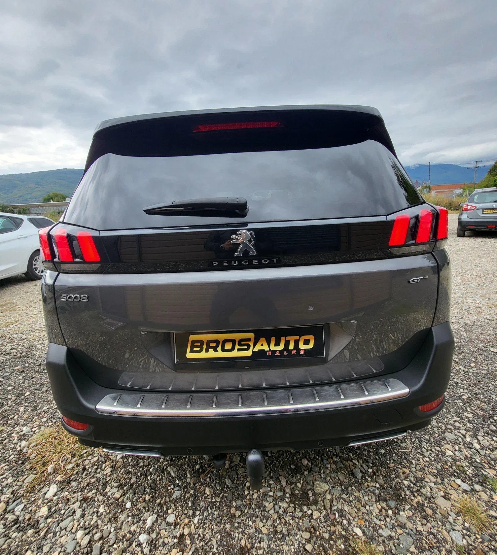 Peugeot 5008 GT/2.0 HDI/LED/EURO6/EAT8/180H.P. - изображение 8