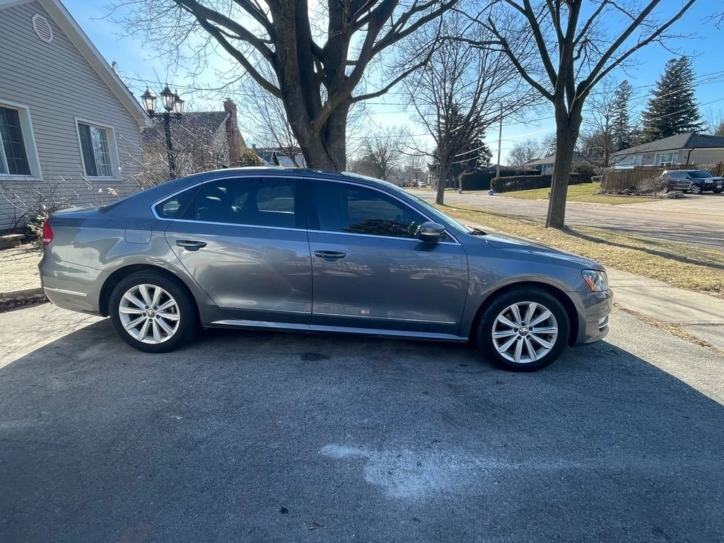 VW Passat * 4dr Sdn 2.0 TDI DSG Highline * CARFAX * ���� ��  | Mobile.bg � ����������� 4