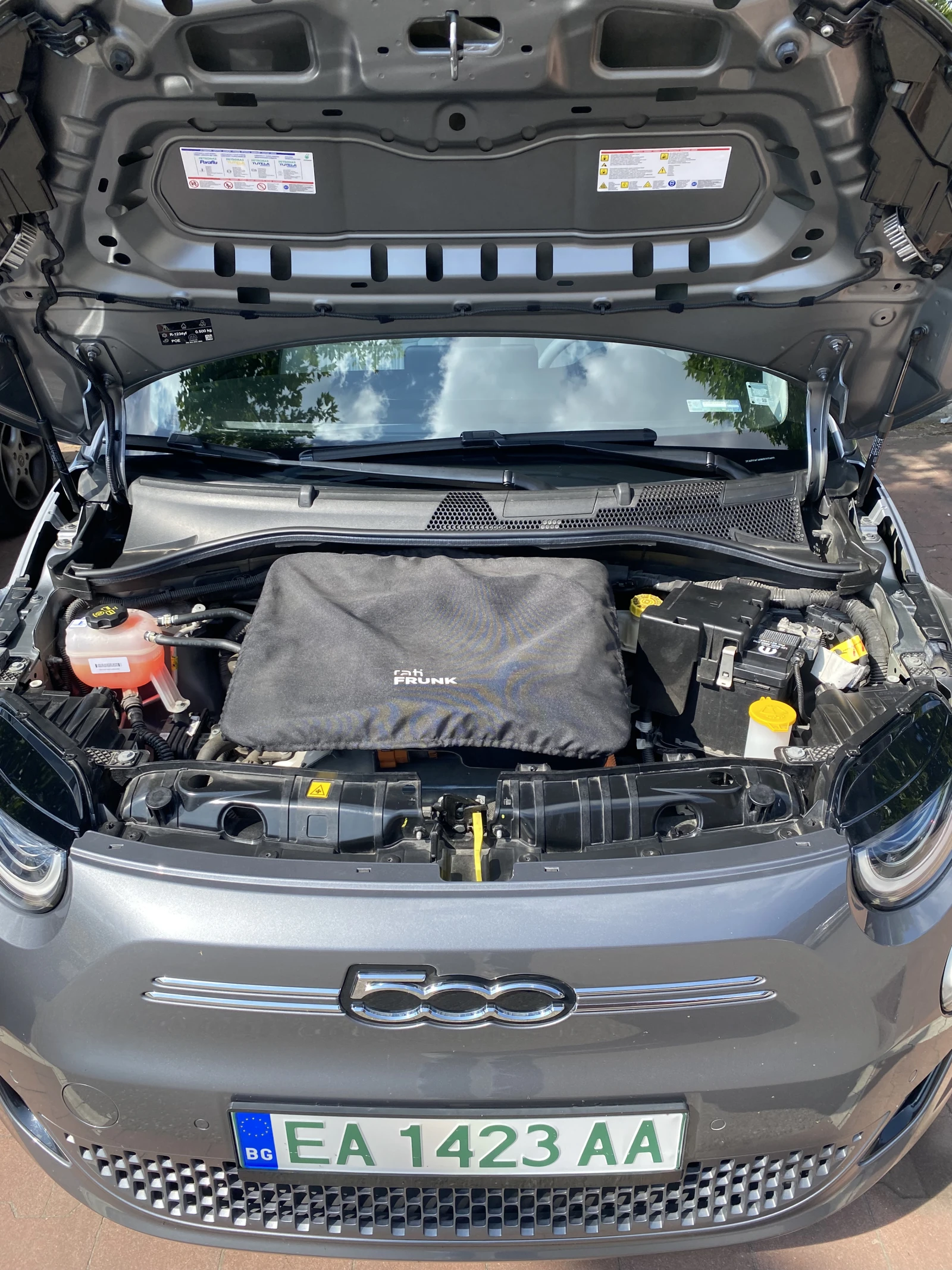 Fiat 500e La Prima Doce Vita - изображение 2