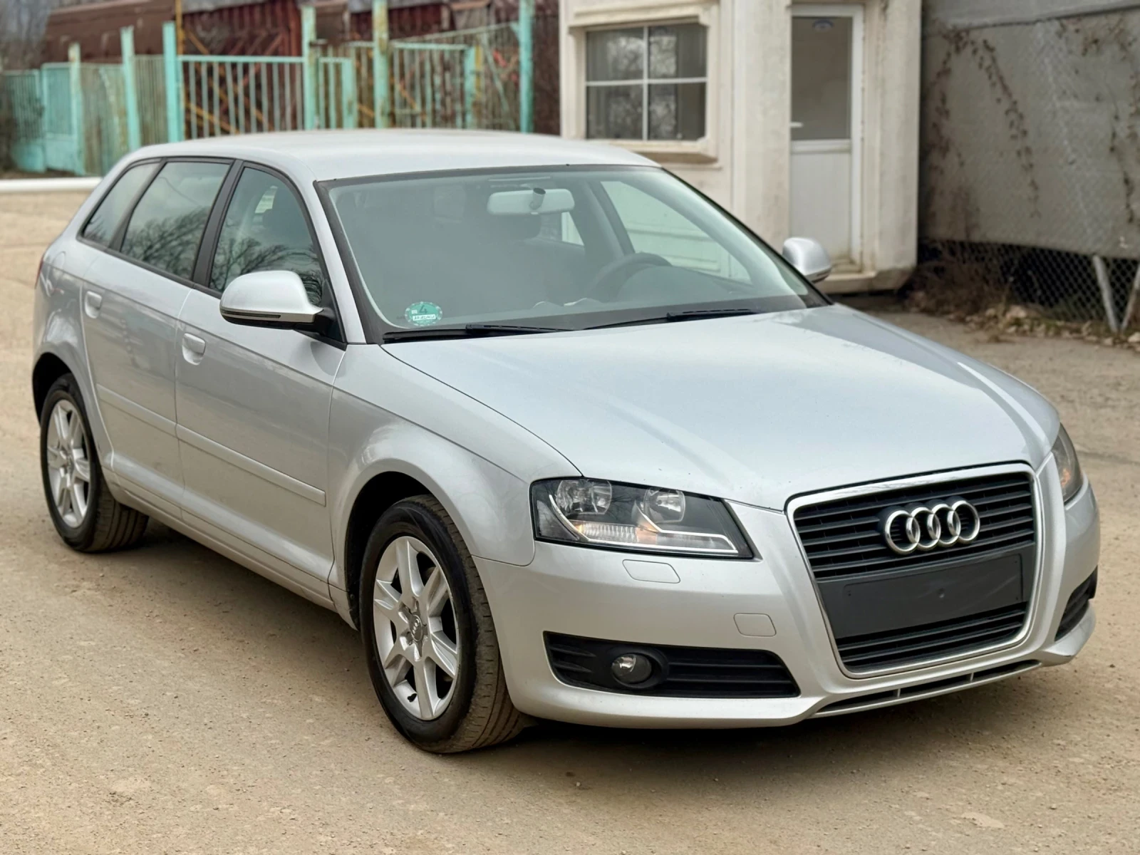 Audi A3 2.0TDI FACELIFT  - изображение 3