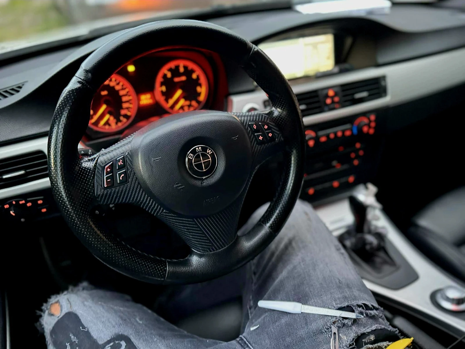 BMW 330 xDrive  - изображение 6