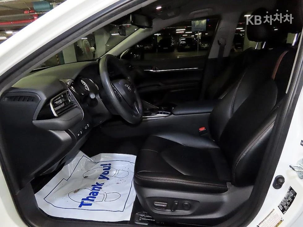 Toyota Camry 2.5 , снимка 6 - Автомобили и джипове - 53736573