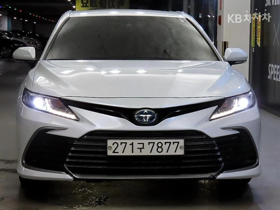 Toyota Camry 2.5 , снимка 2 - Автомобили и джипове - 53736573