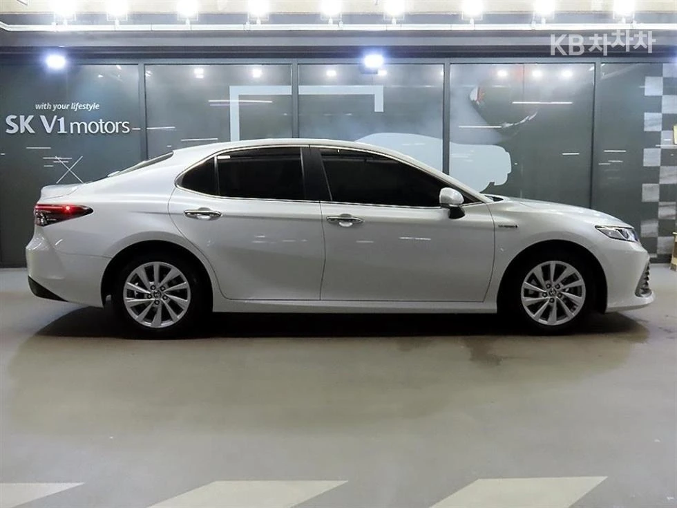 Toyota Camry 2.5 , снимка 3 - Автомобили и джипове - 53736573