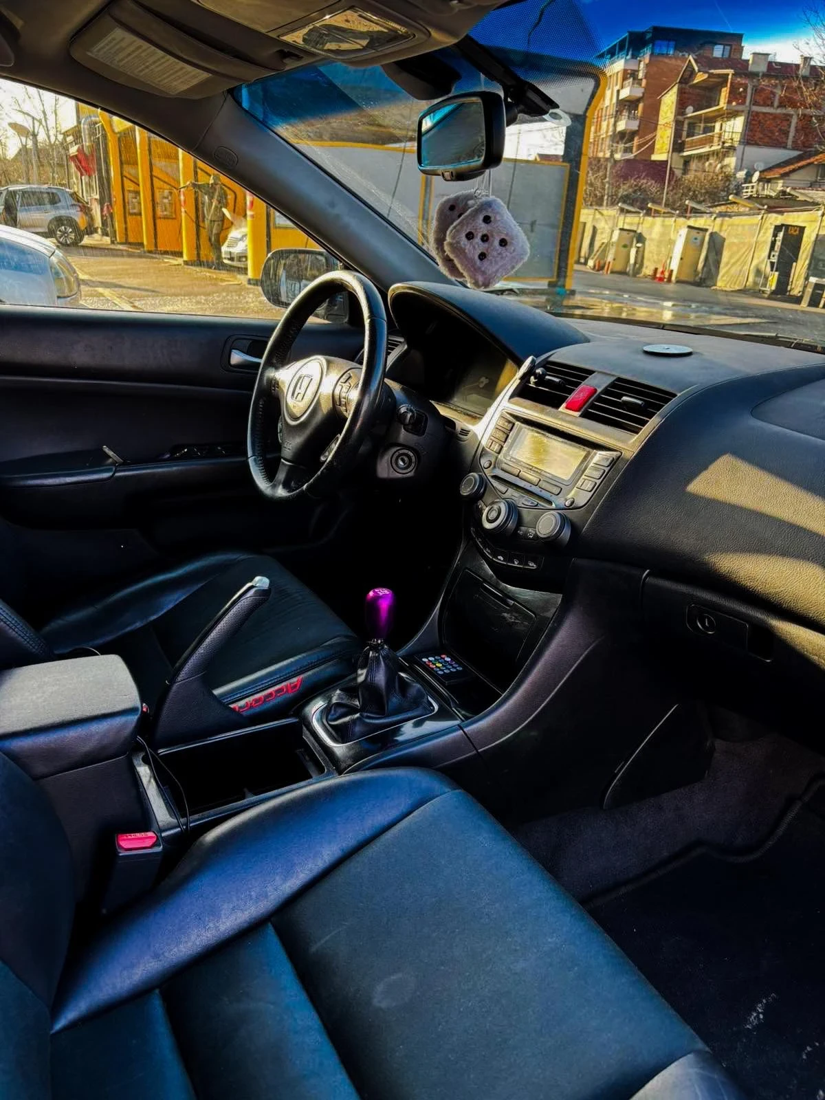 Honda Accord 2.0 - изображение 10