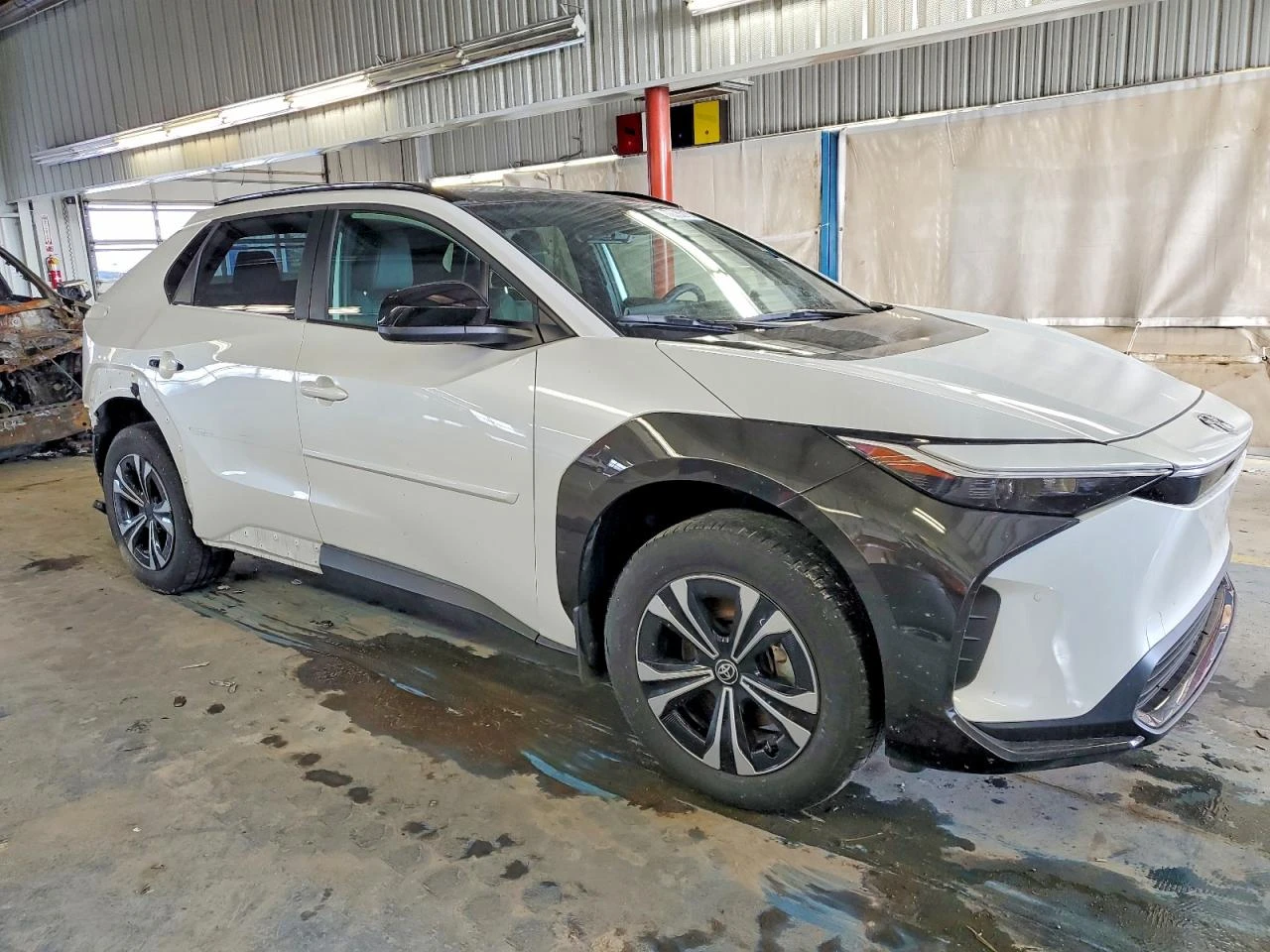 Toyota bZ4X Xle, снимка 4 - Автомобили и джипове - 53934577