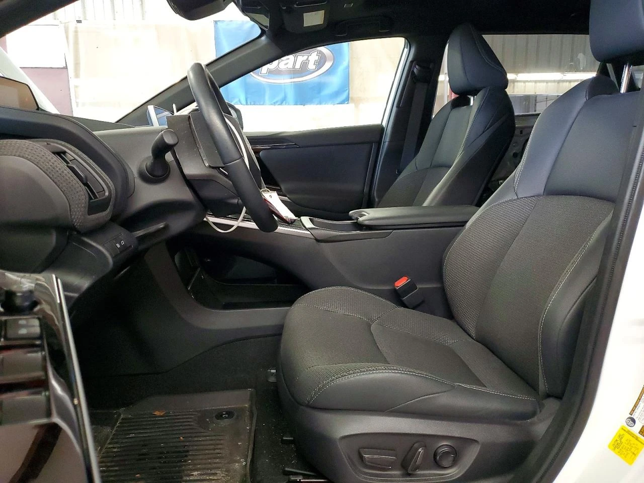 Toyota bZ4X Xle, снимка 7 - Автомобили и джипове - 53934577