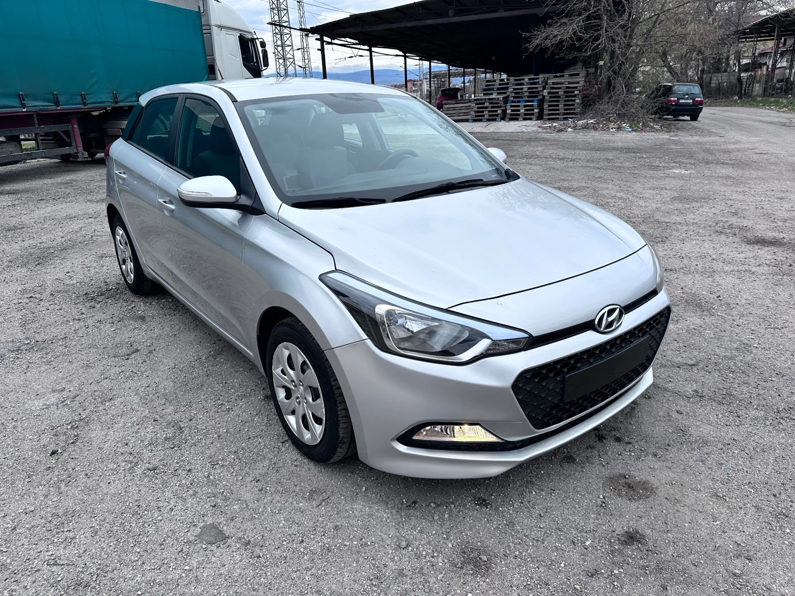 Hyundai I20 1.1CRDI , снимка 8 - Автомобили и джипове - 54057302