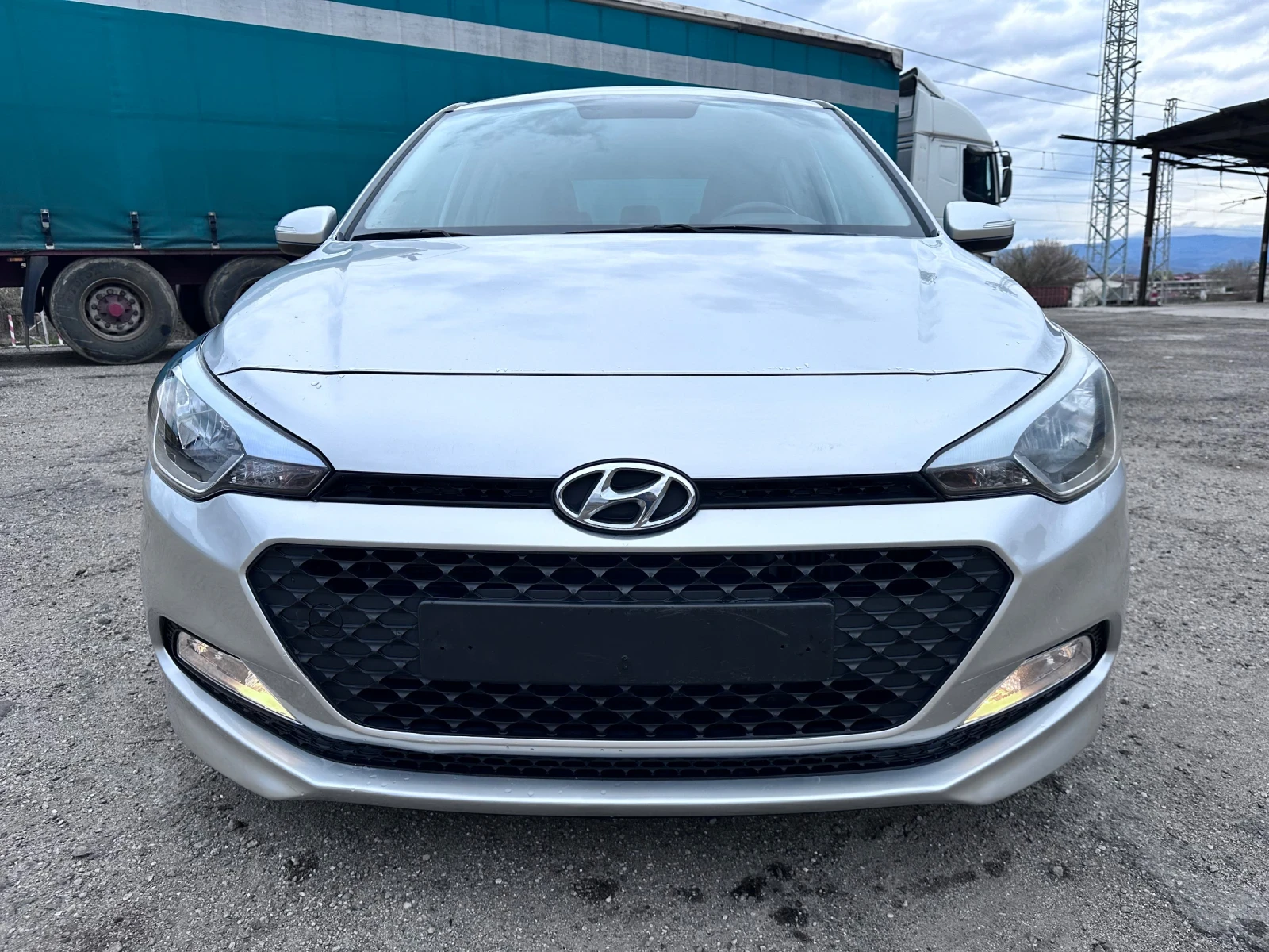 Hyundai I20 1.1CRDI , снимка 9 - Автомобили и джипове - 54057302