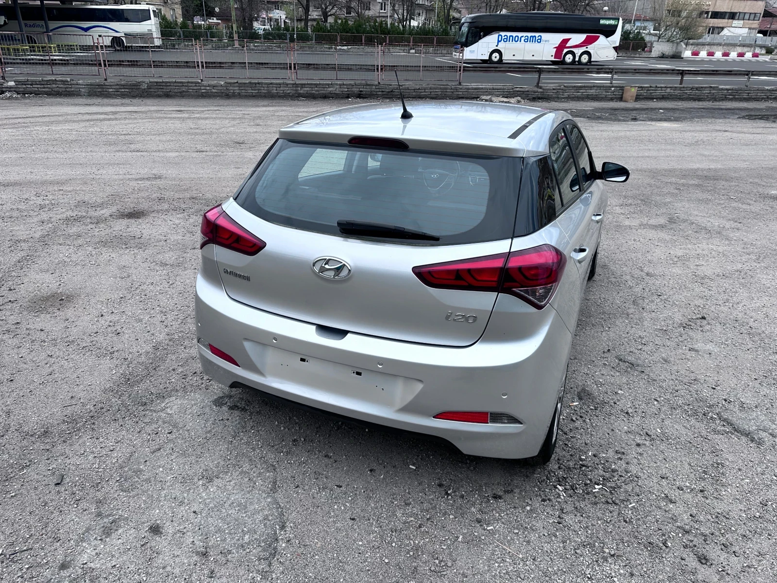 Hyundai I20 1.1CRDI , снимка 5 - Автомобили и джипове - 54057302