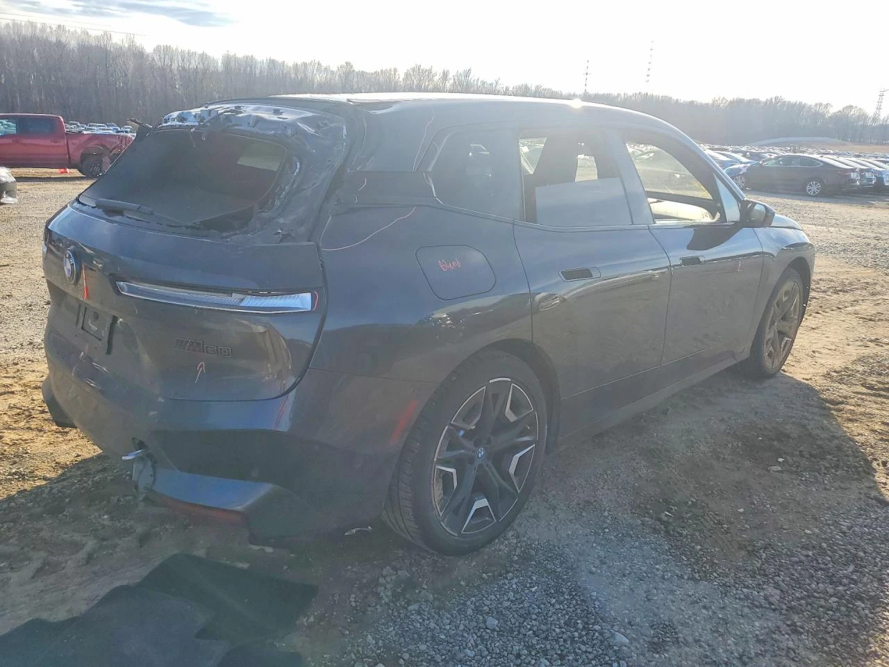 BMW iX M60, снимка 3 - Автомобили и джипове - 54401967