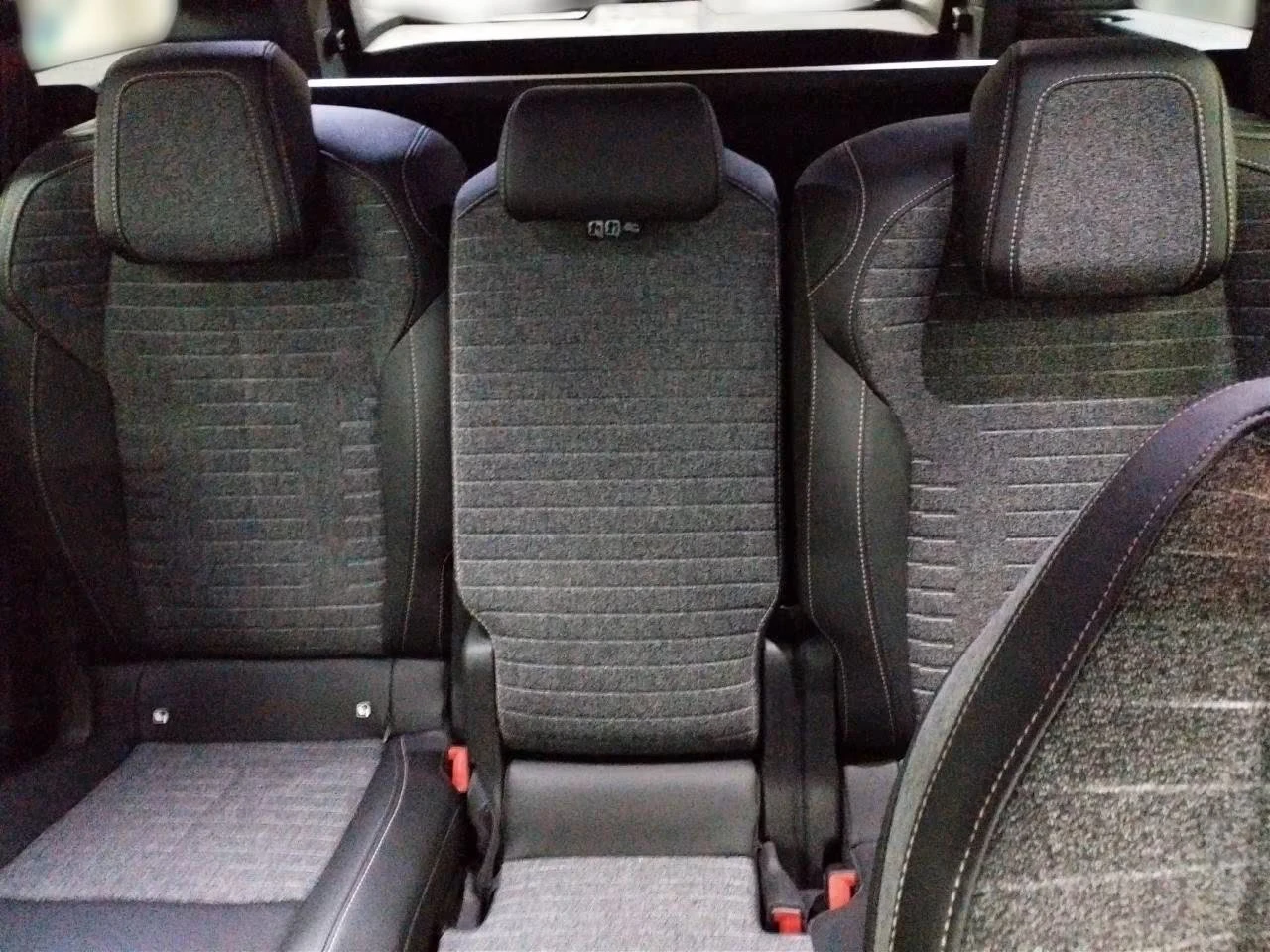 Peugeot 5008 MHEV/145HP/ALLURE/DSC6/7S/CAM/NAVI/LED/299q | Mobile.bg � ����������� 10