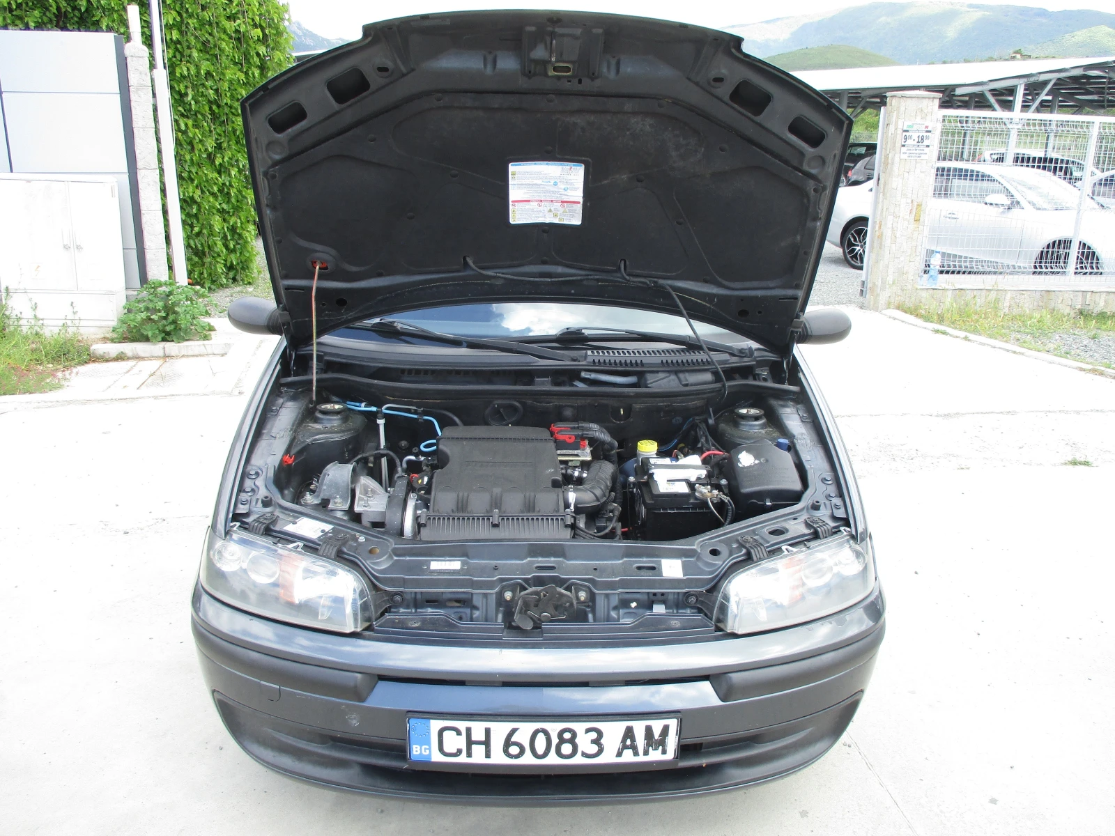 Fiat Punto 1.4/БЕНЗИН/КАТО НОВА, снимка 17 - Автомобили и джипове - 54550313