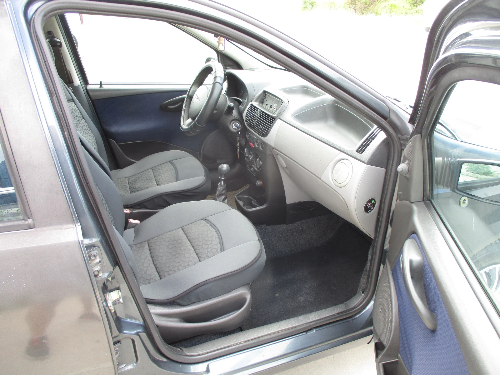 Fiat Punto 1.4/БЕНЗИН/КАТО НОВА, снимка 13 - Автомобили и джипове - 54550313