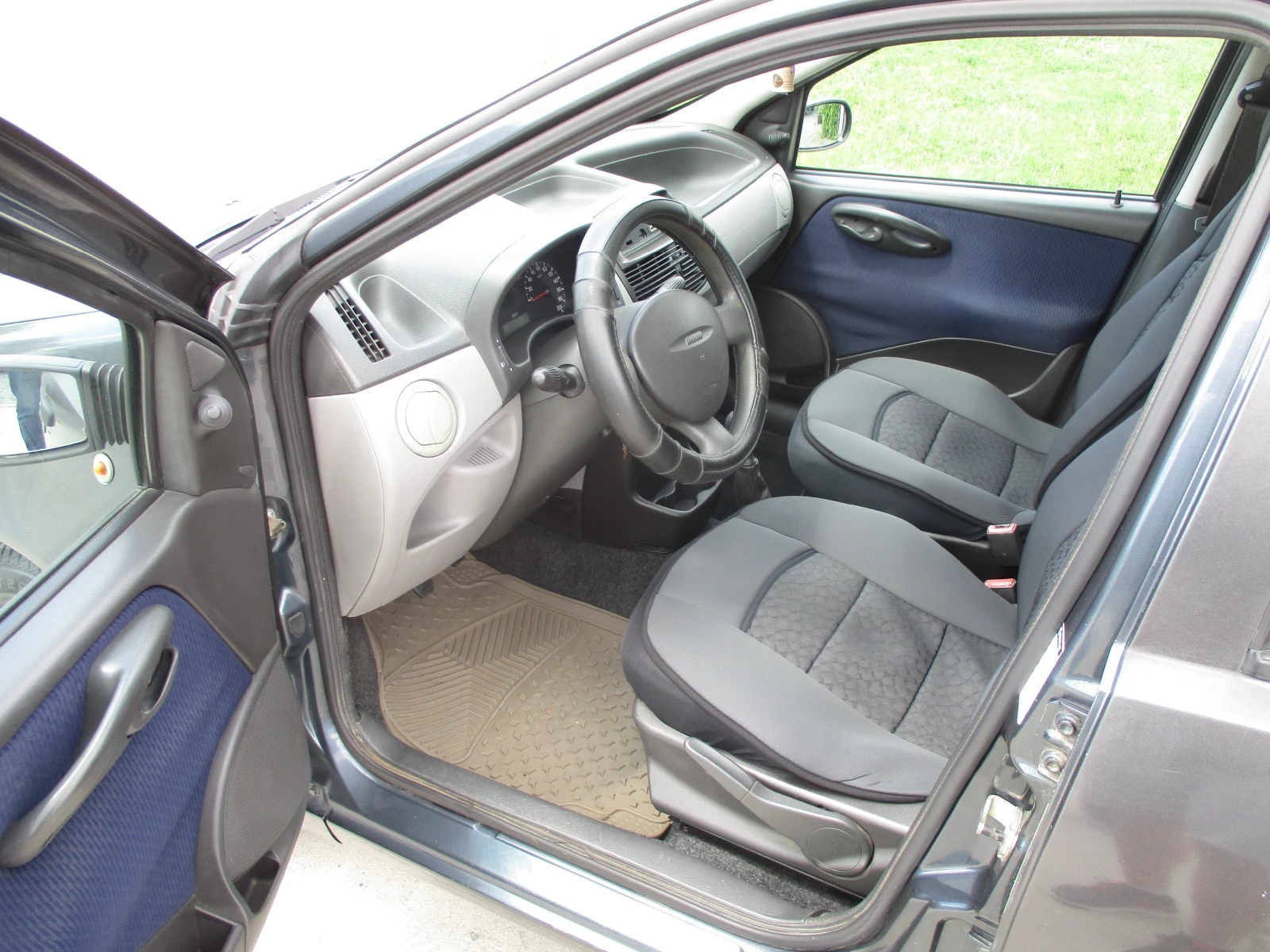 Fiat Punto 1.4/БЕНЗИН/КАТО НОВА, снимка 9 - Автомобили и джипове - 54550313