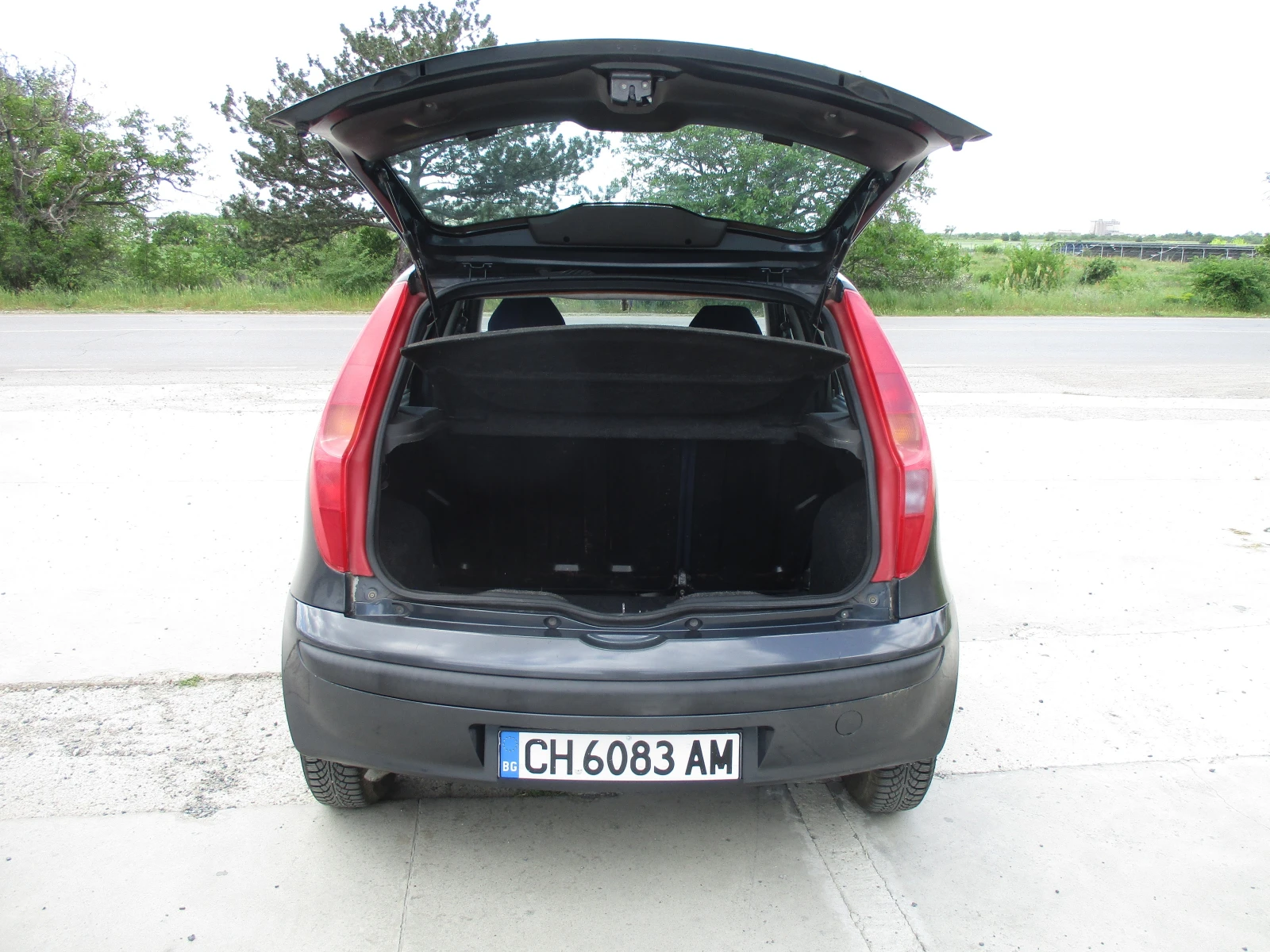 Fiat Punto 1.4/БЕНЗИН/КАТО НОВА, снимка 16 - Автомобили и джипове - 54550313