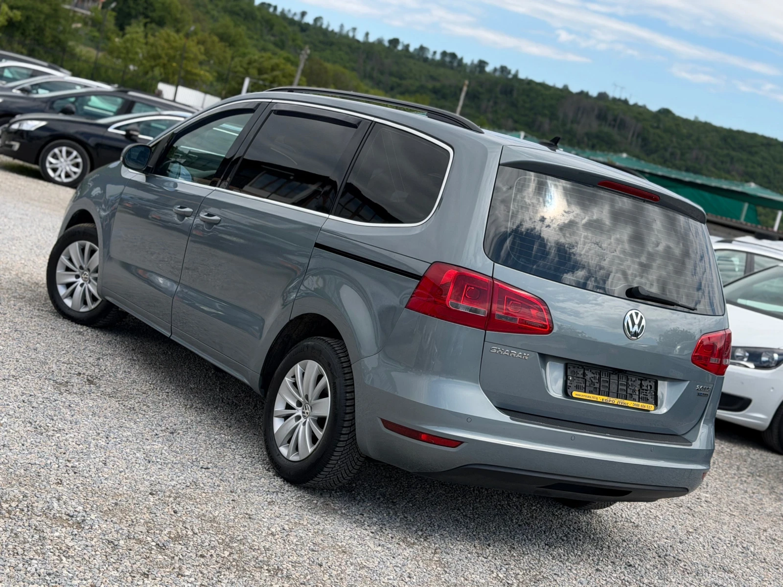 VW Sharan 2.0TDI 140кс АВТОМАТИК-DSG НАВИ КАМЕРА ПОДГРЕВ, снимка 4 - Автомобили и джипове - 54552024