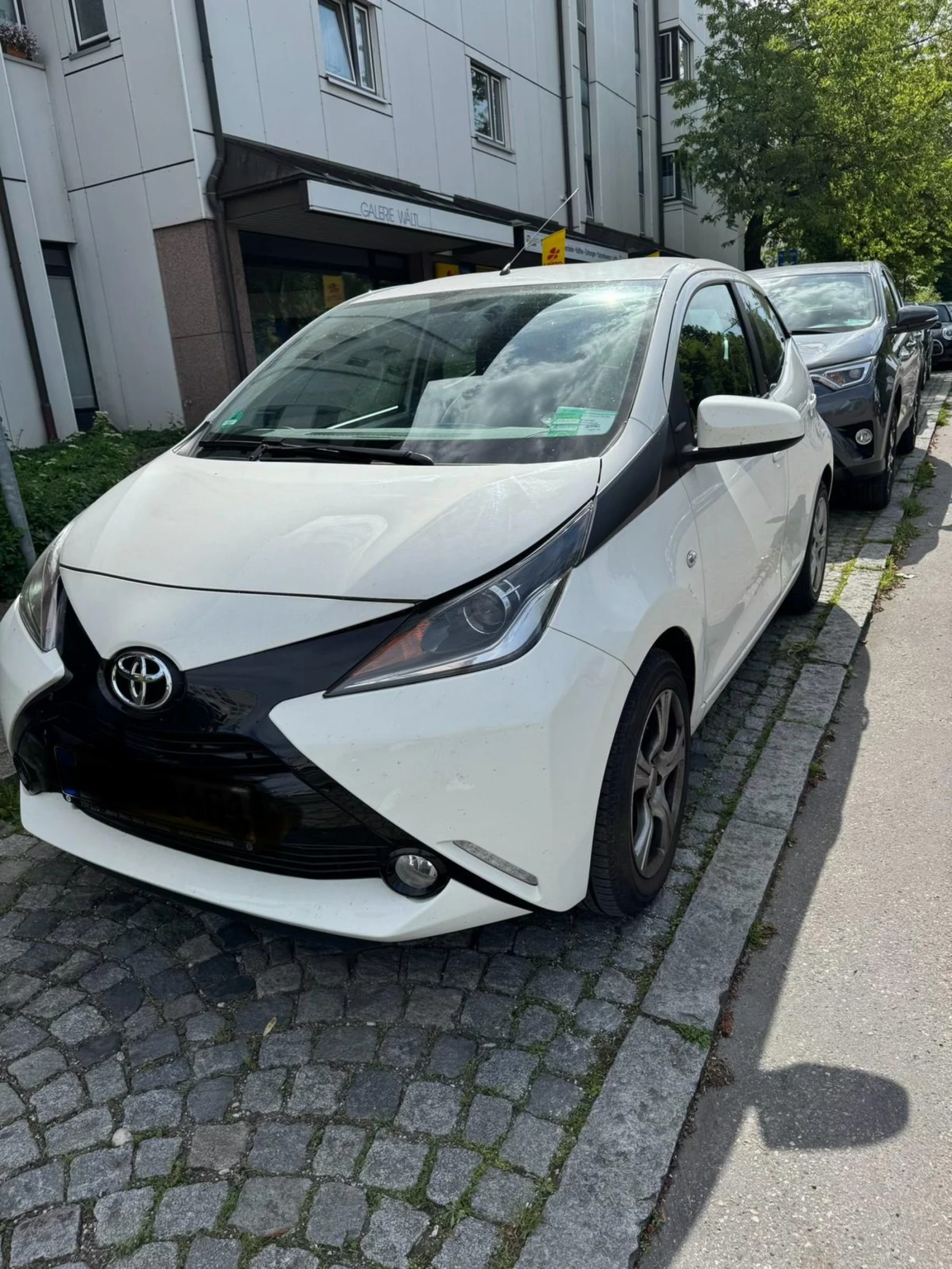 Toyota Aygo Хечбек, снимка 2 - Автомобили и джипове - 54596887