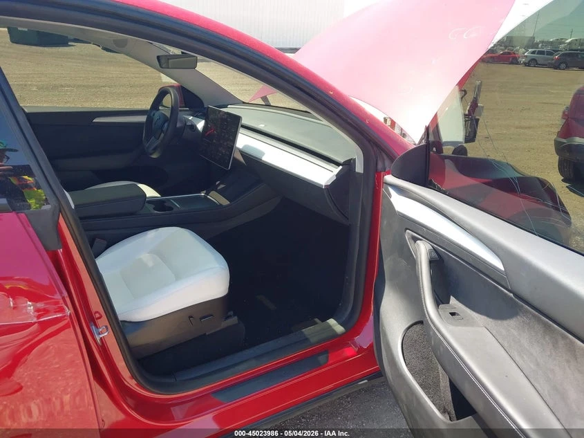 Tesla Model Y Performance Dual Motor All-Wheel Drive, снимка 5 - Автомобили и джипове - 54700674