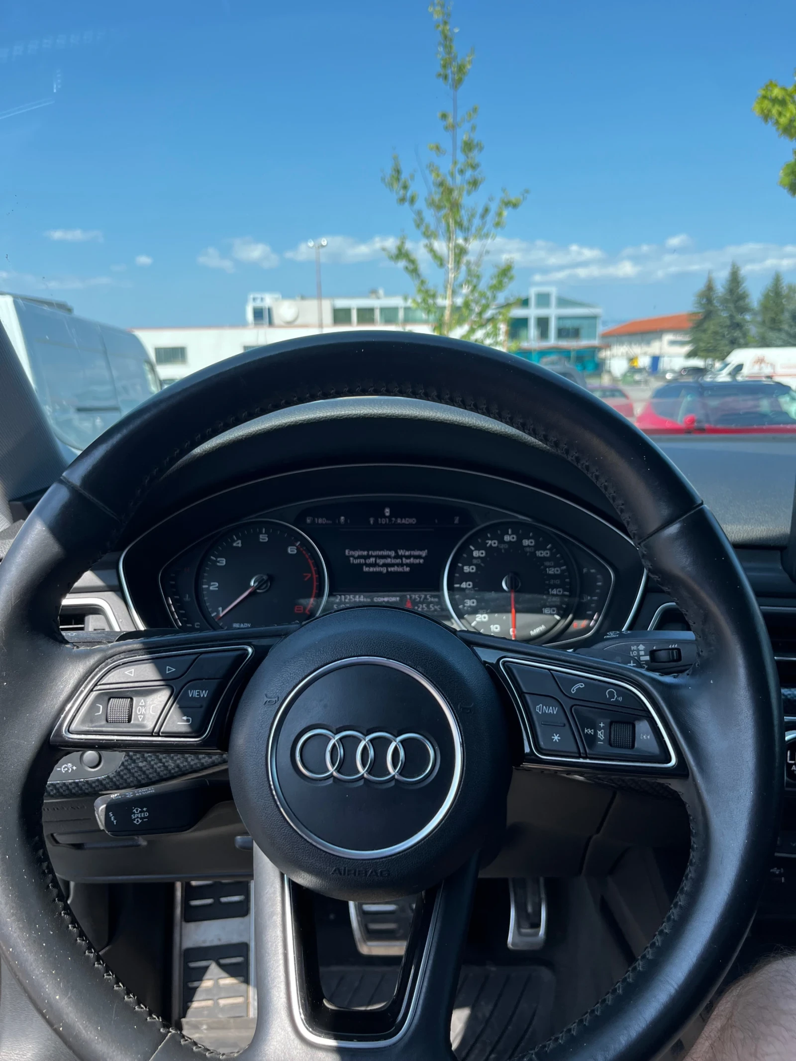 Audi A4 2.0 TFSI, снимка 9 - Автомобили и джипове - 55327126