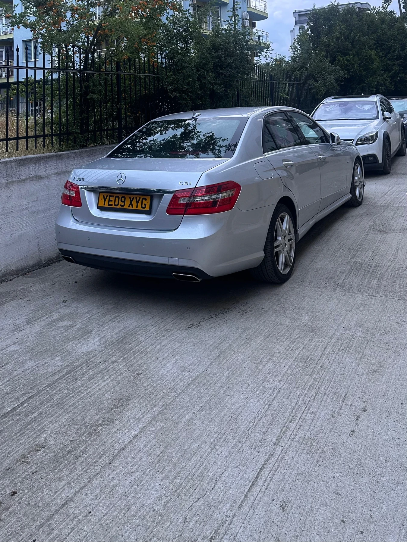 Mercedes-Benz E 350, снимка 3 - Автомобили и джипове - 55408307