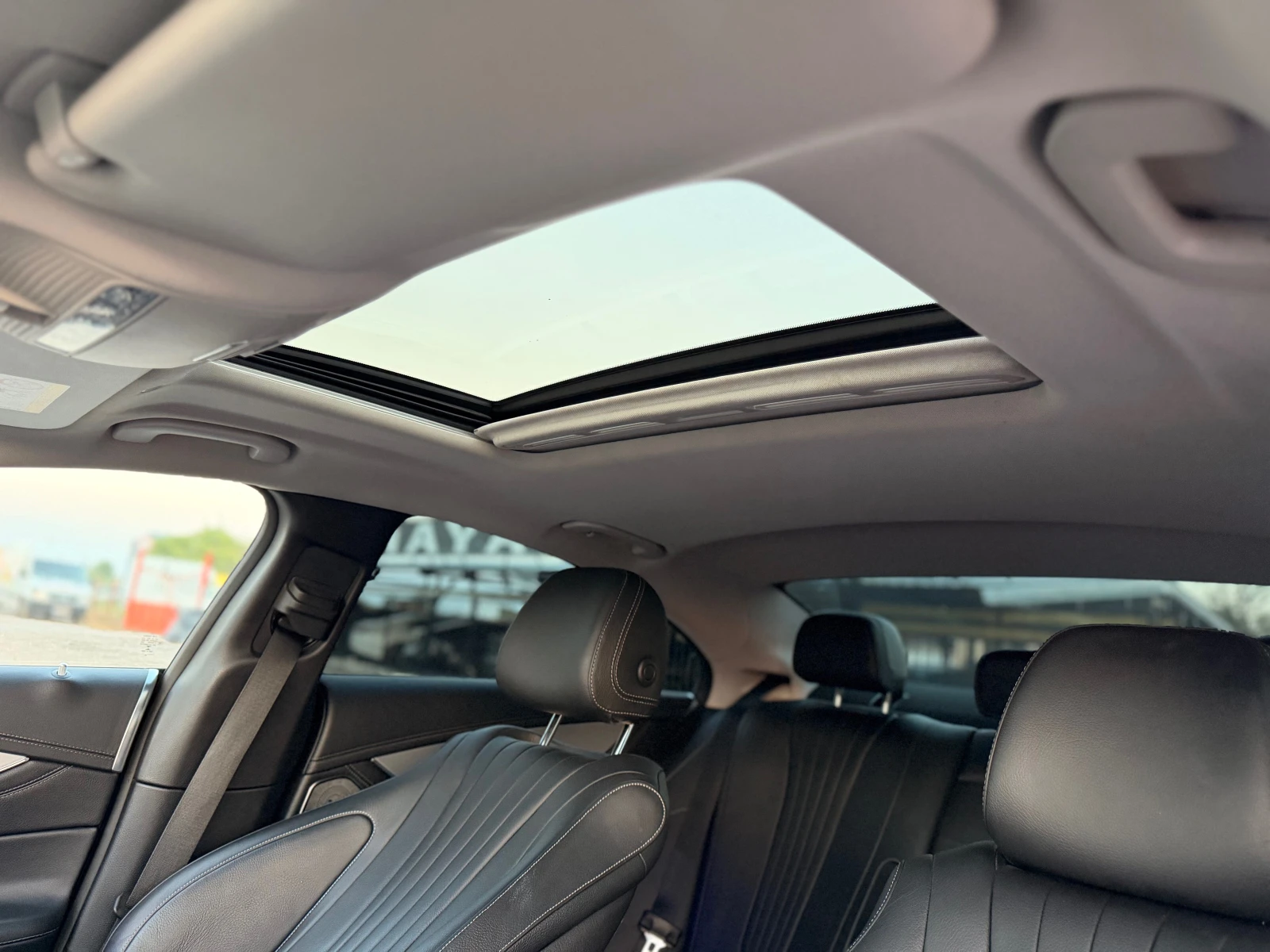 Mercedes-Benz CLS 400 d= 4Matic= 53 AMG= Distronic= Burmester= 360* Came, снимка 15 - Автомобили и джипове - 55657604