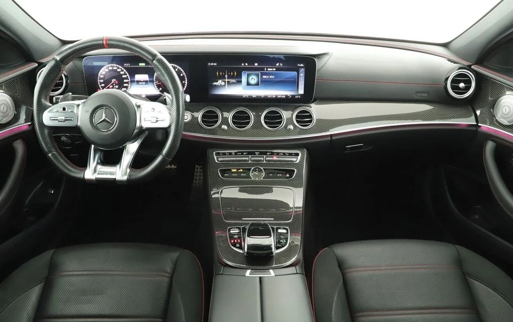 Mercedes-Benz E 53 AMG 4Matic+ , снимка 7 - Автомобили и джипове - 55689324