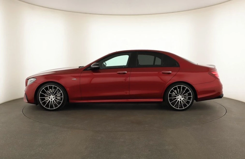 Mercedes-Benz E 53 AMG 4Matic+ , снимка 5 - Автомобили и джипове - 55689324