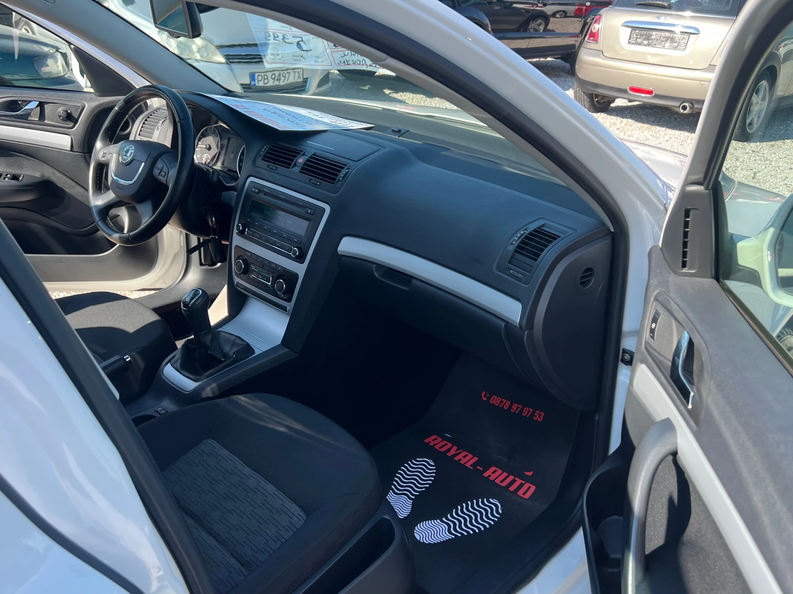 Skoda Octavia ЛИЗИНГ-ДИЗЕЛ-КЛИМА, снимка 12 - Автомобили и джипове - 55736778