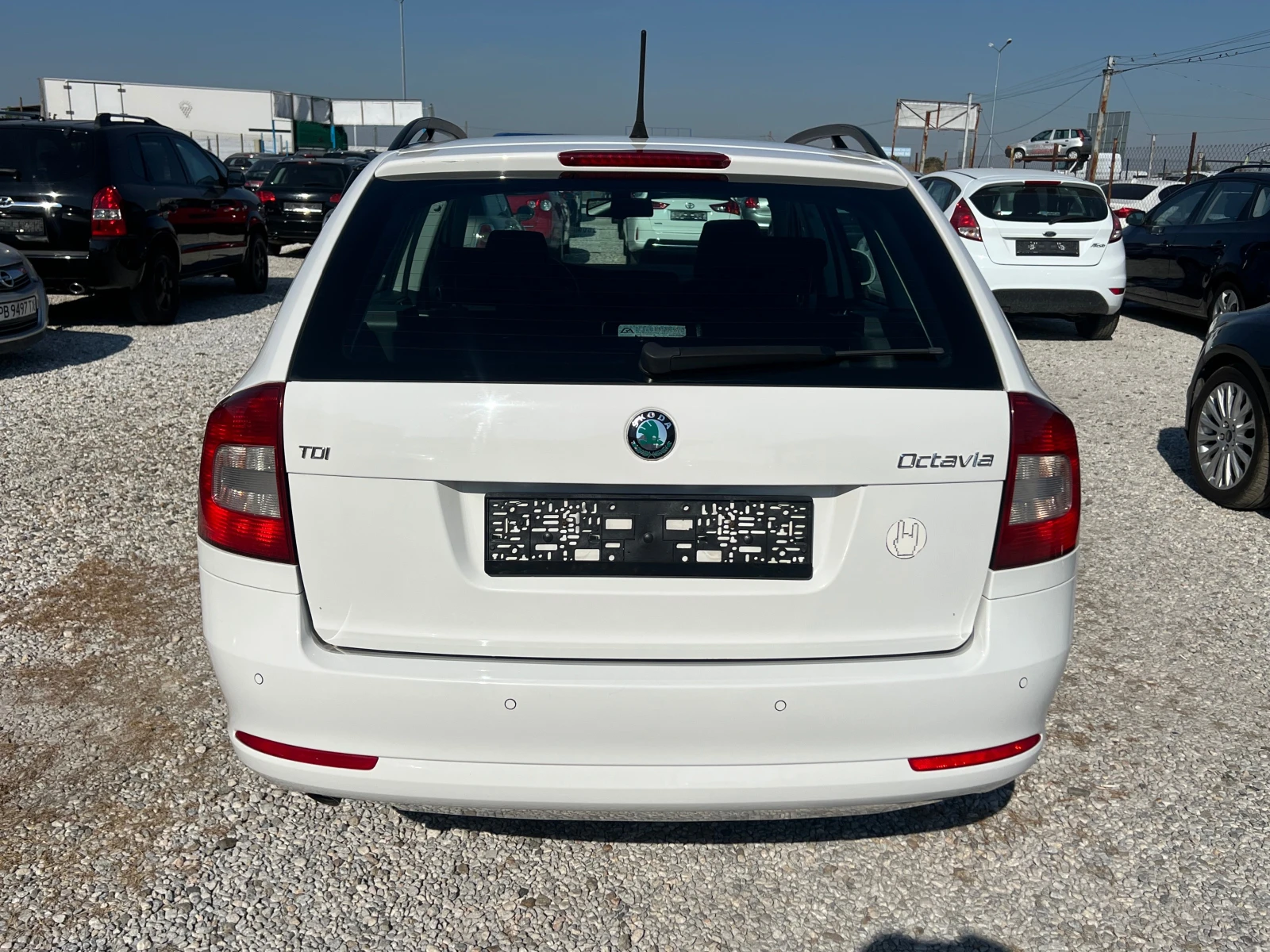 Skoda Octavia ЛИЗИНГ-ДИЗЕЛ-КЛИМА, снимка 5 - Автомобили и джипове - 55736778