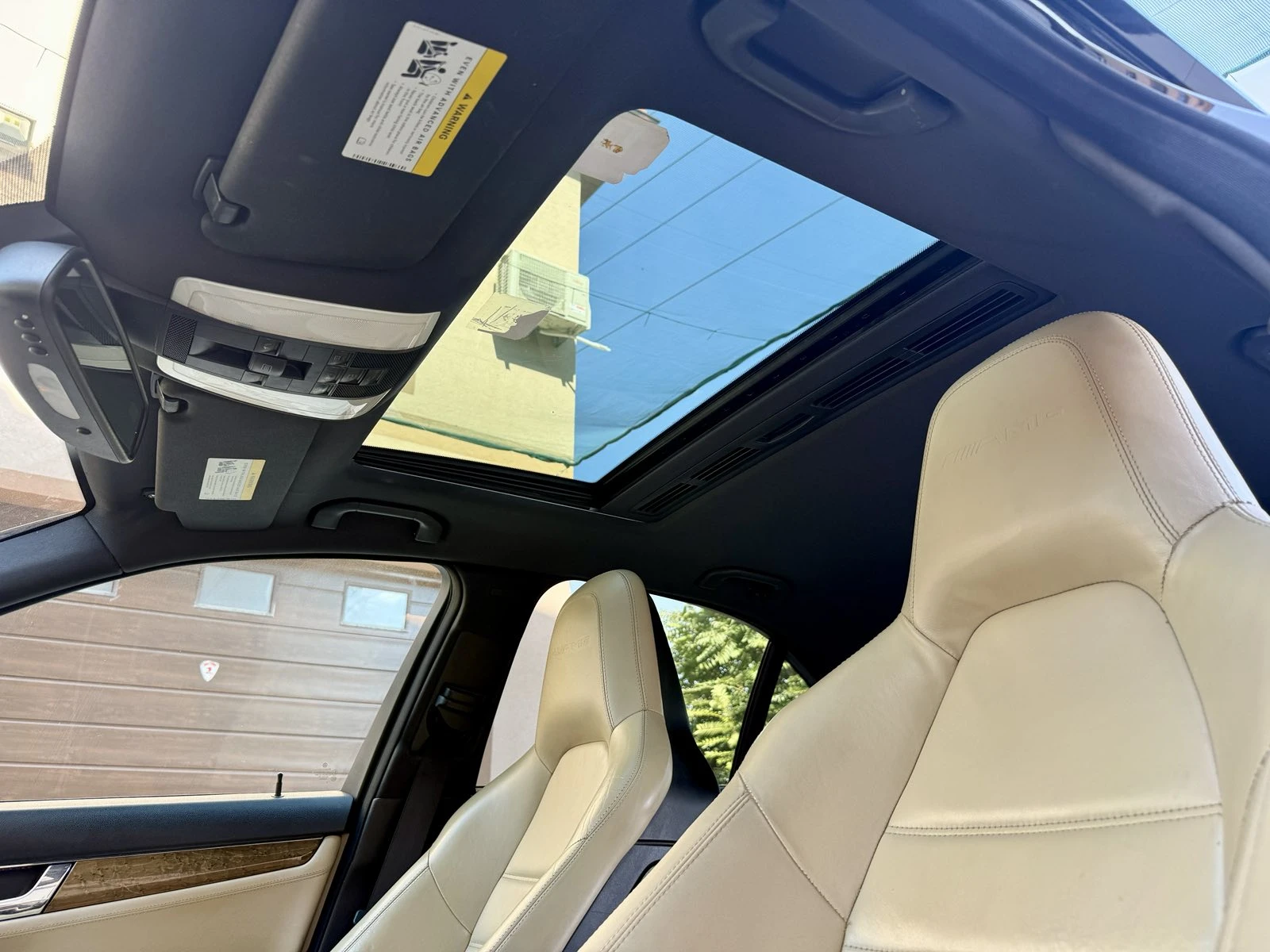 Mercedes-Benz C 63 AMG, снимка 11 - Автомобили и джипове - 55879600
