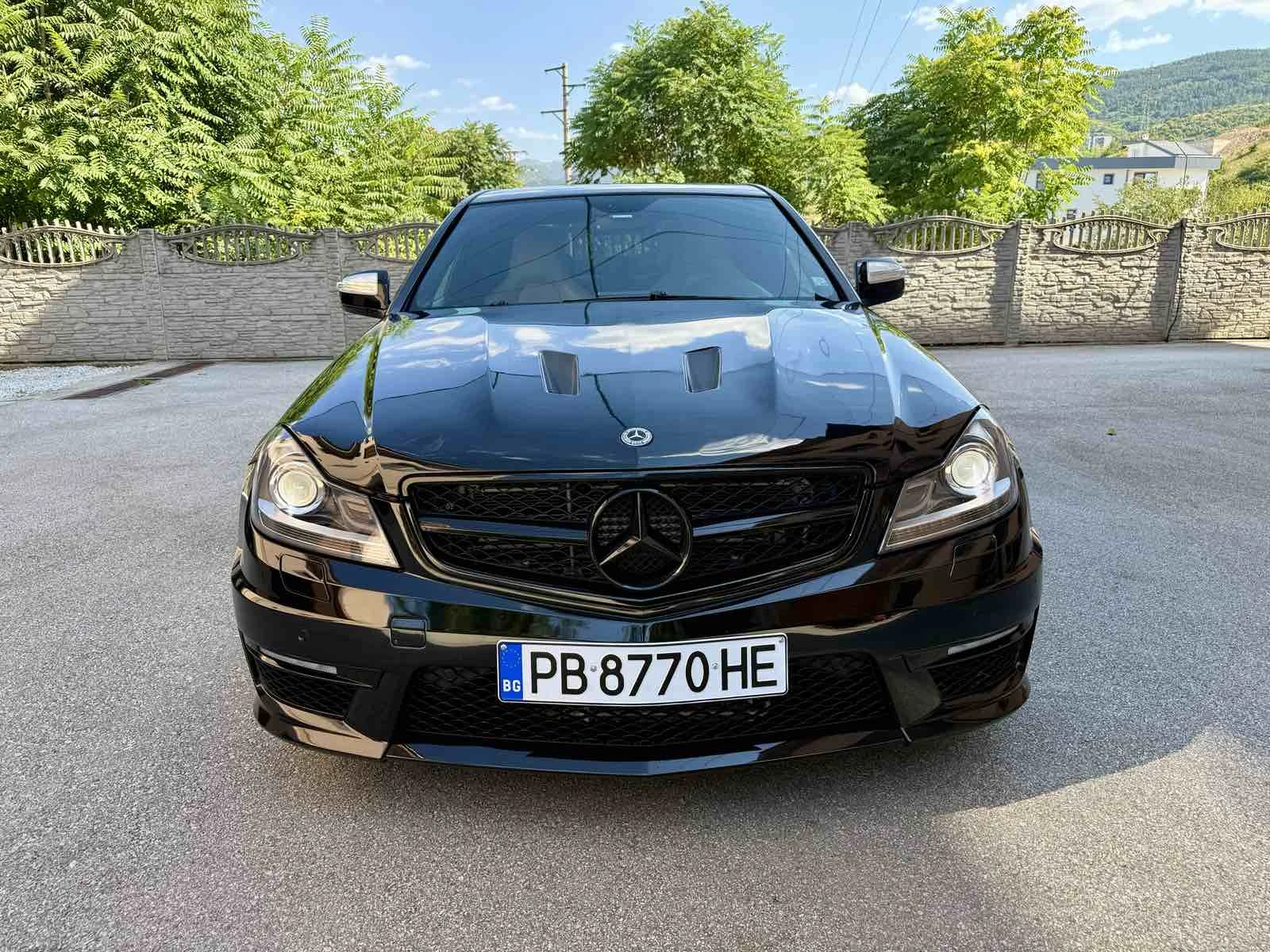 Mercedes-Benz C 63 AMG, снимка 5 - Автомобили и джипове - 55879600