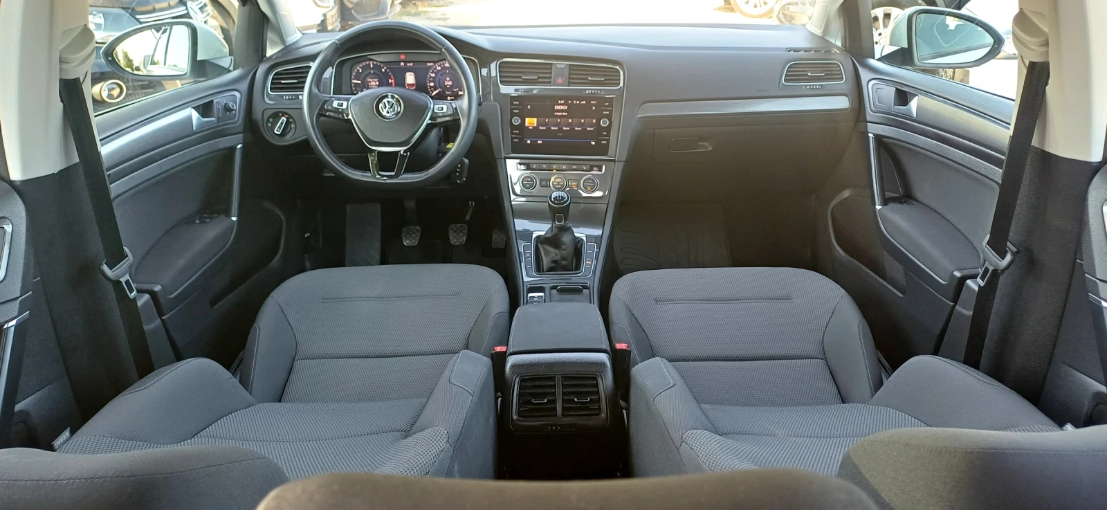 VW Golf 7.5 DIGITAL, снимка 10 - Автомобили и джипове - 55896150