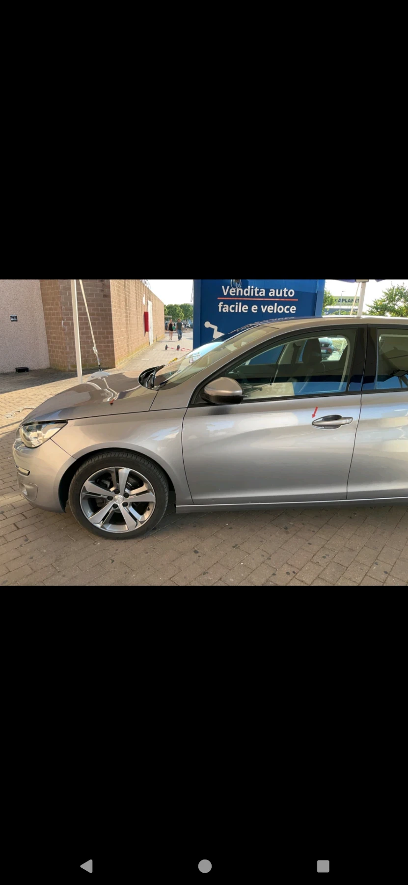 Peugeot 308 1.6HDI 120 Euro6, снимка 2 - Автомобили и джипове - 55996944