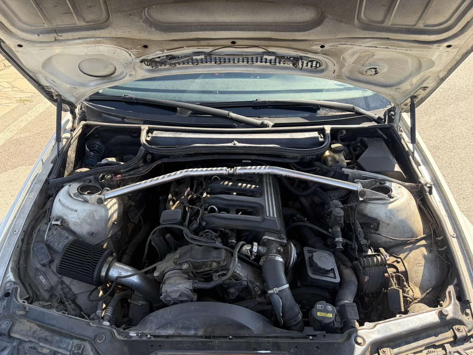 BMW 330, снимка 10 - Автомобили и джипове - 56009463