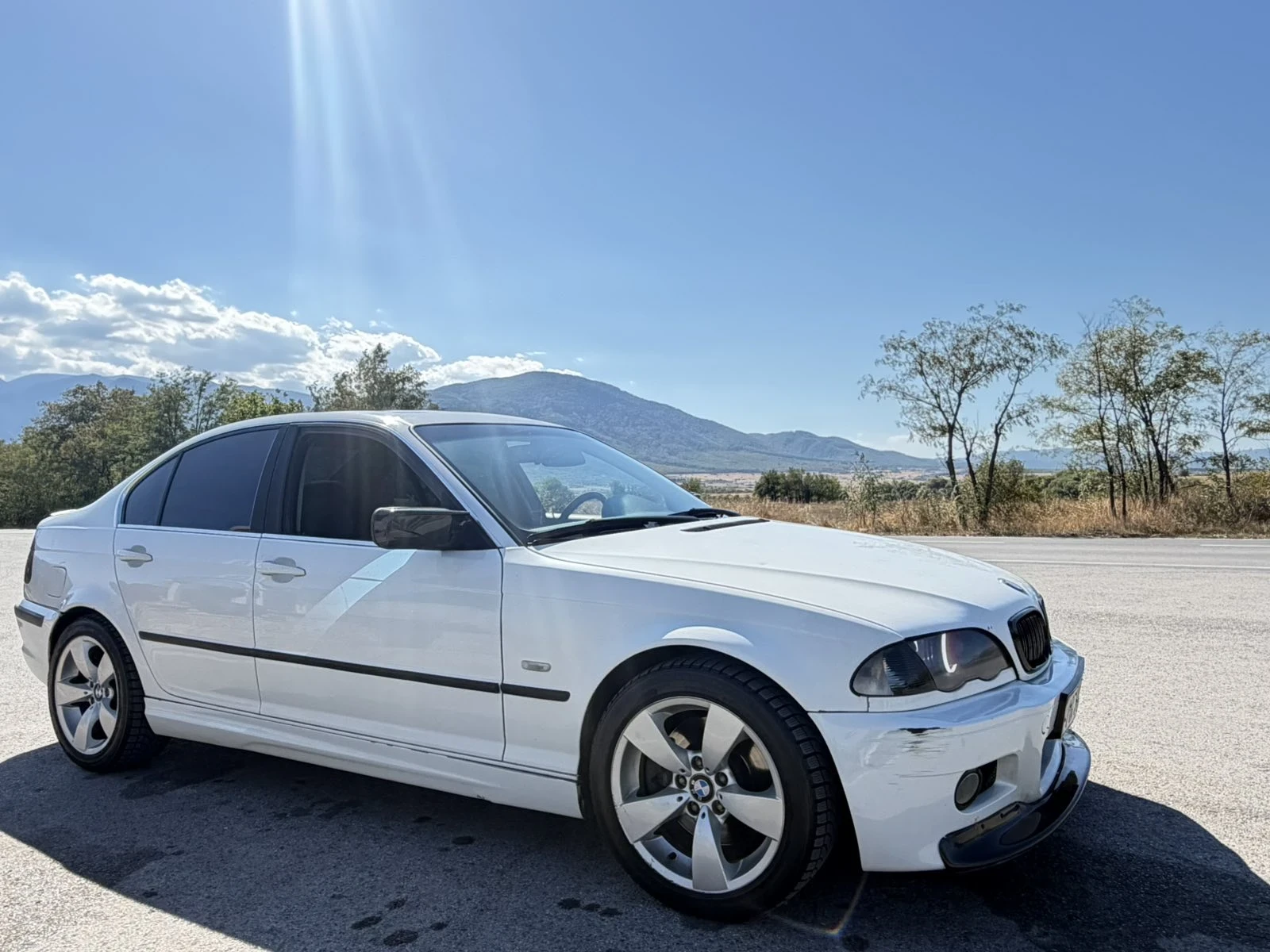BMW 330, снимка 7 - Автомобили и джипове - 56009463