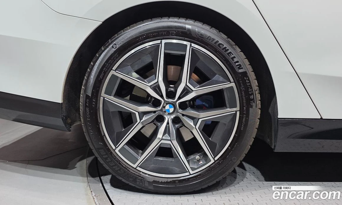 BMW 520 520i M Sport, снимка 5 - Автомобили и джипове - 56157021