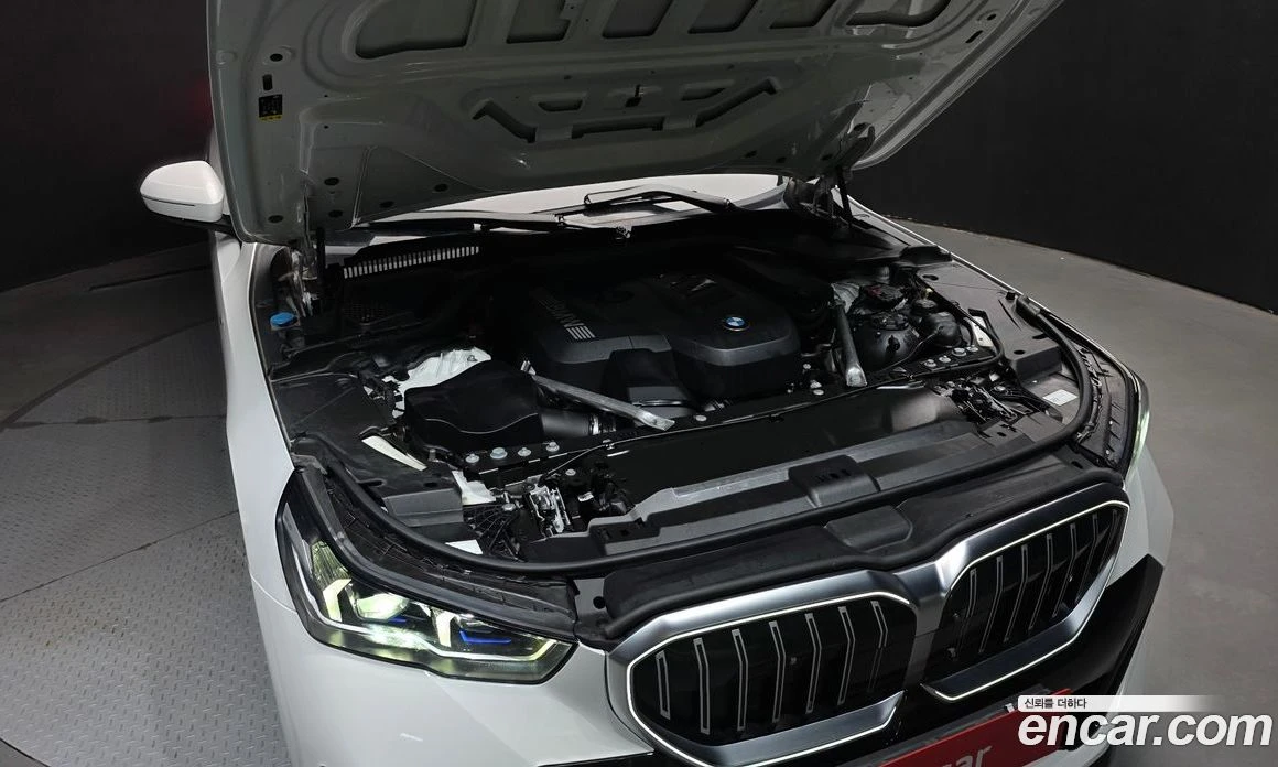 BMW 520 520i M Sport, снимка 6 - Автомобили и джипове - 56157021