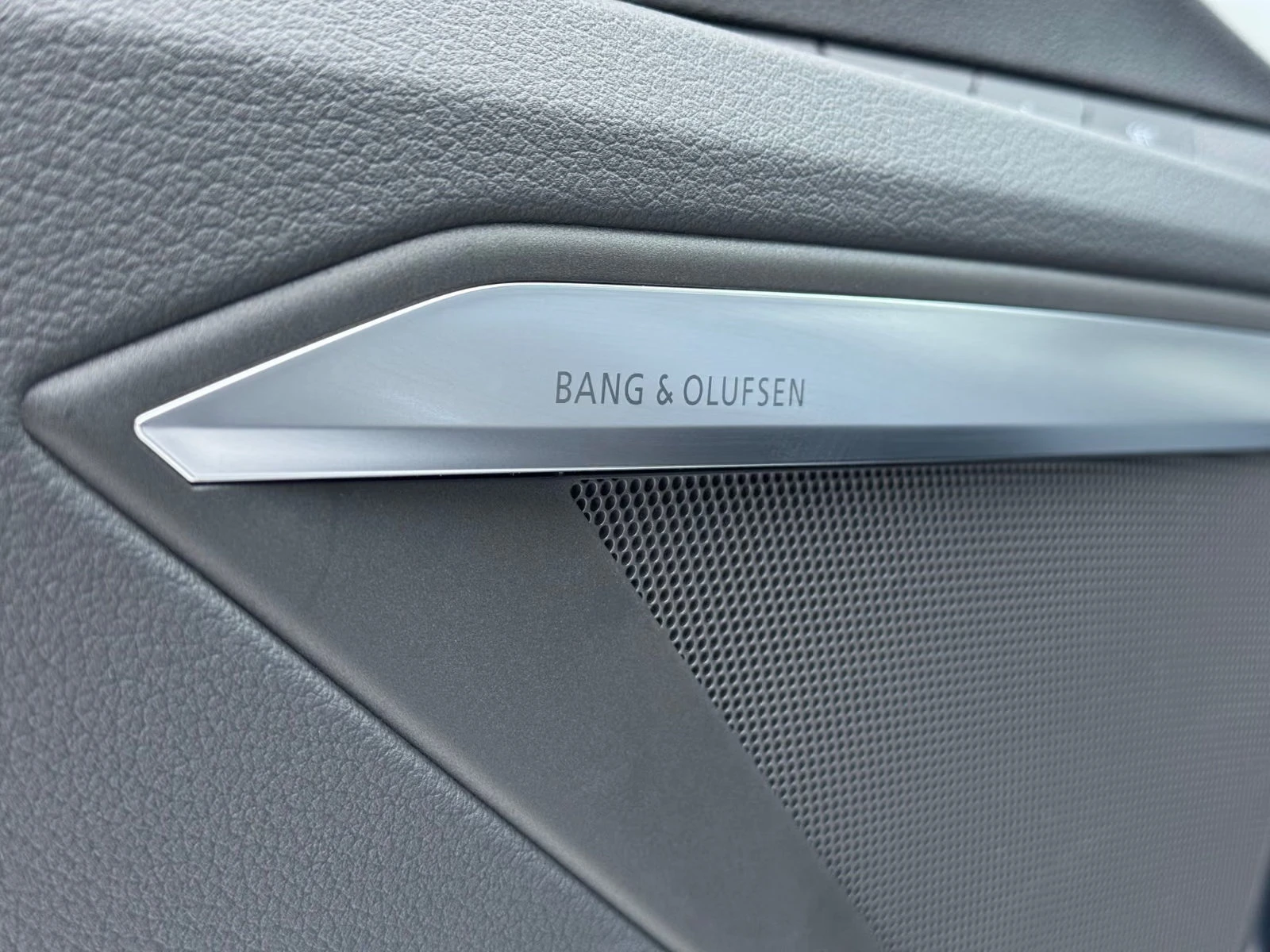 Audi Quattro SPORTBAC/55/EDITION/PANO/408HP/CAM/SLINE/MASS/923z | Mobile.bg � ����������� 14