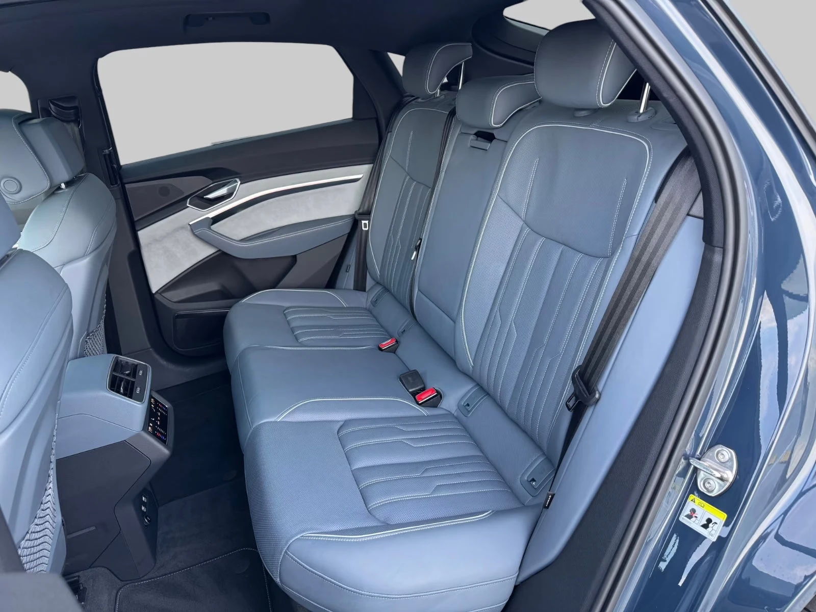 Audi Quattro SPORTBAC/55/EDITION/PANO/408HP/CAM/SLINE/MASS/923z | Mobile.bg � ����������� 11