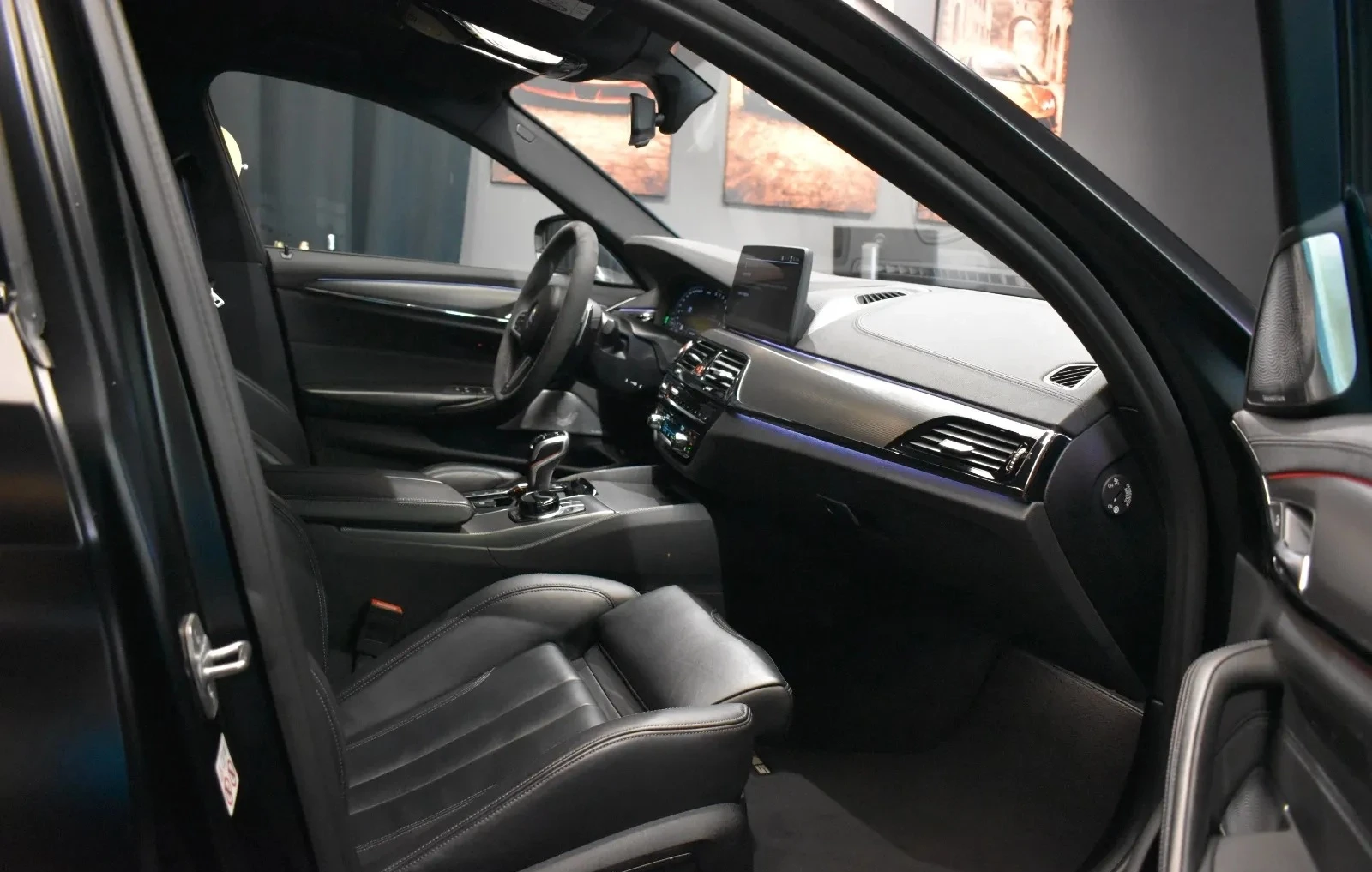 BMW M5 Competition 4.4 V8 xDrive, снимка 12 - Автомобили и джипове - 56682302
