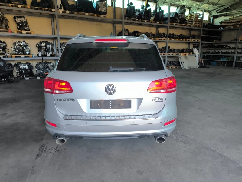 VW Touareg 3.0tdi, снимка 3 - Автомобили и джипове - 48031474